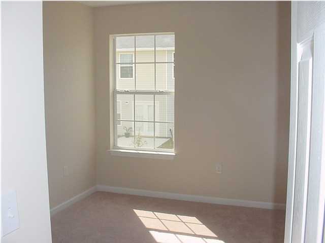 ROLLING PINES - Residential Lease