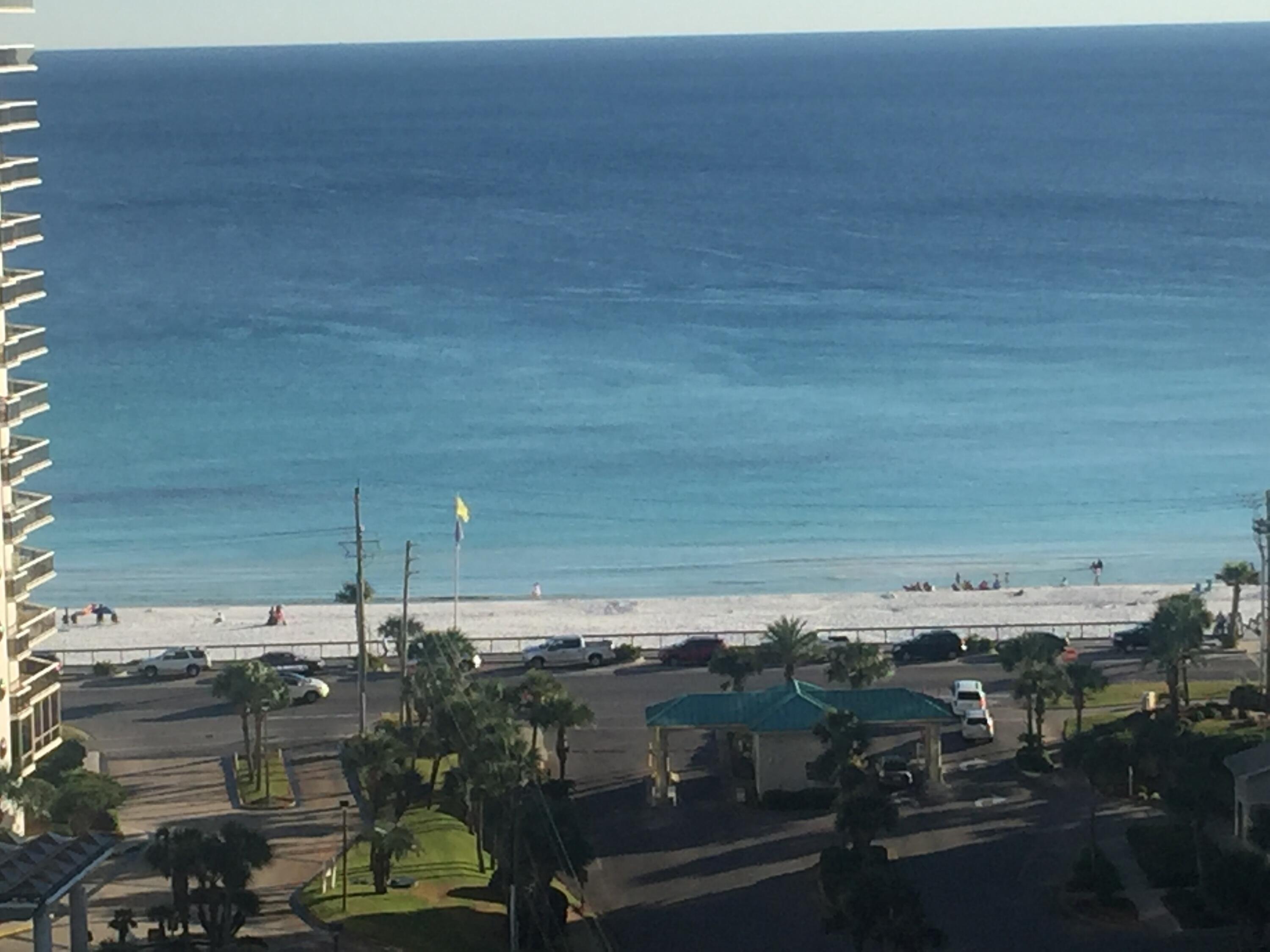 Enjoy breathtaking views of the Gulf of Mexico and Choctawhatchee Bay from one the two tallest towers in this area. This condo features 2 bedrooms / 2 Baths and a BONUS bunkroom! Features include a private balcony, 9 foot ceilings, granite kitchen countertops, and convenient beach access to over 2,000 feet of crystal-clear emerald green waters and dazzling white sugar sand beach