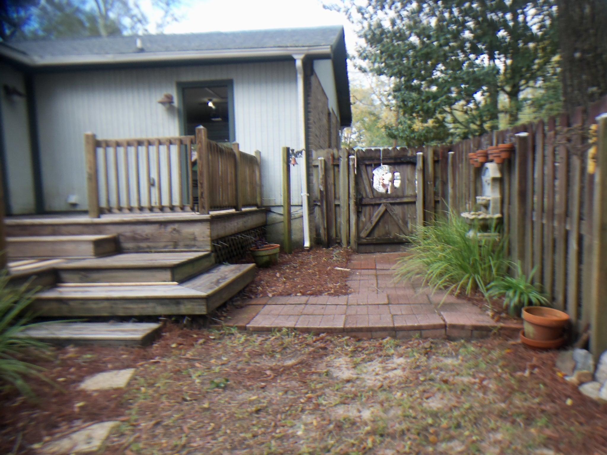CREEKSIDE - Residential Lease