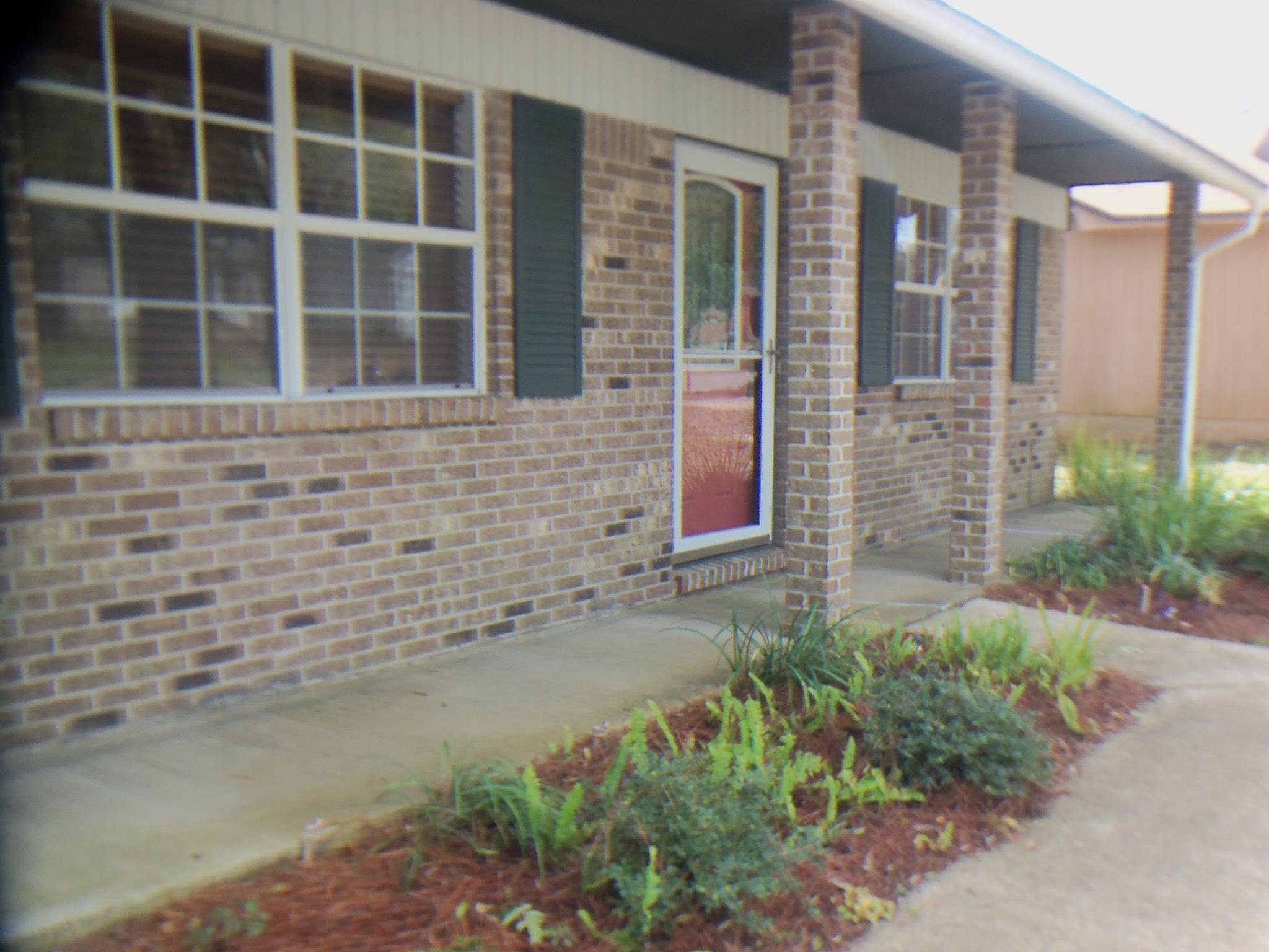 CREEKSIDE - Residential Lease