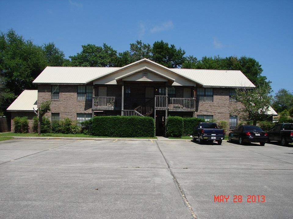 Nice spacious 2 bedroom, 1 bath apartment in a quiet small complex. Very convenient location. New flooring and freshly painted. Each unit has its own storage unit on the south of the building. No smoking, no pets!