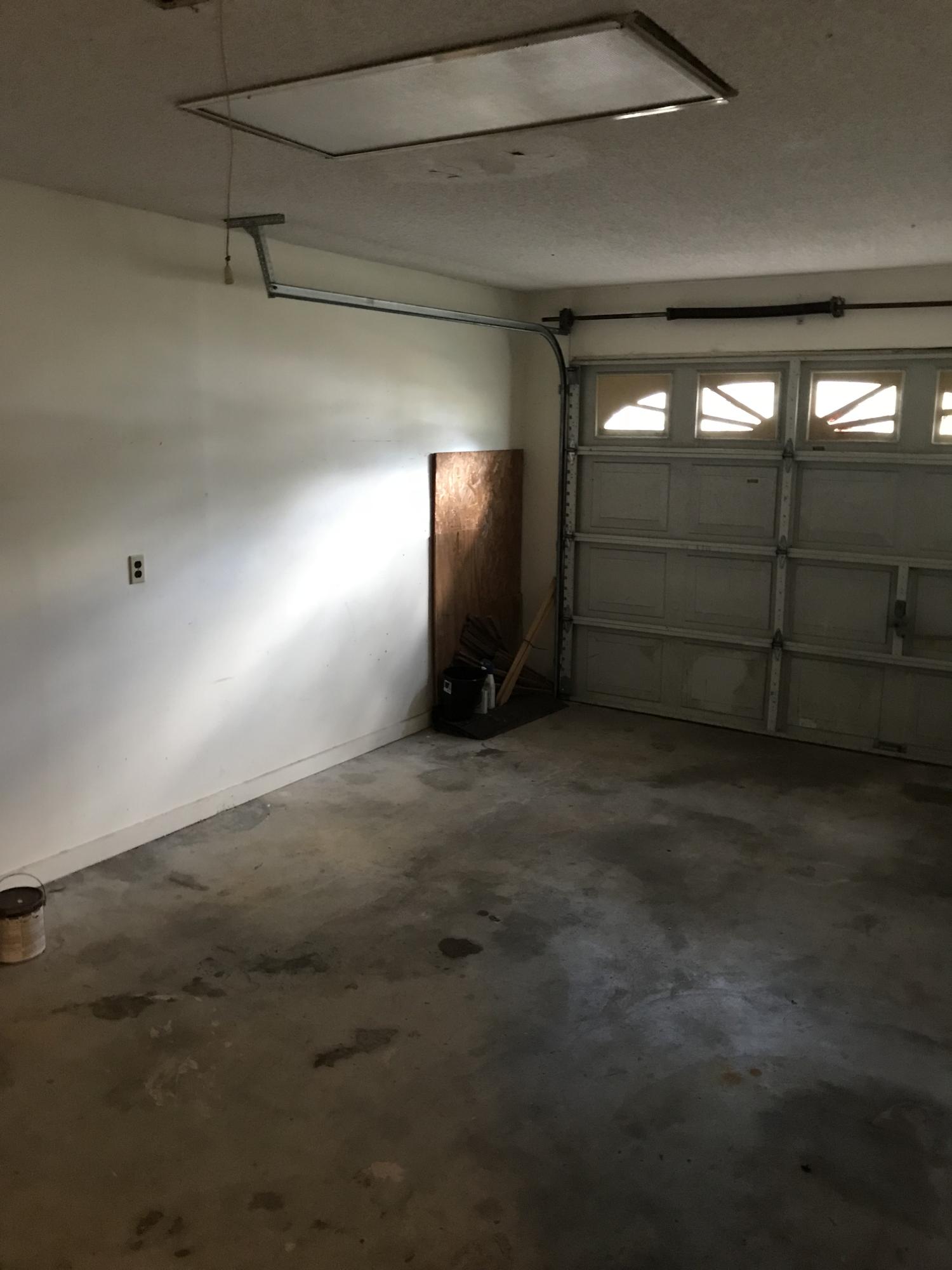 COUNTRYVIEW ESTATES - Residential Lease
