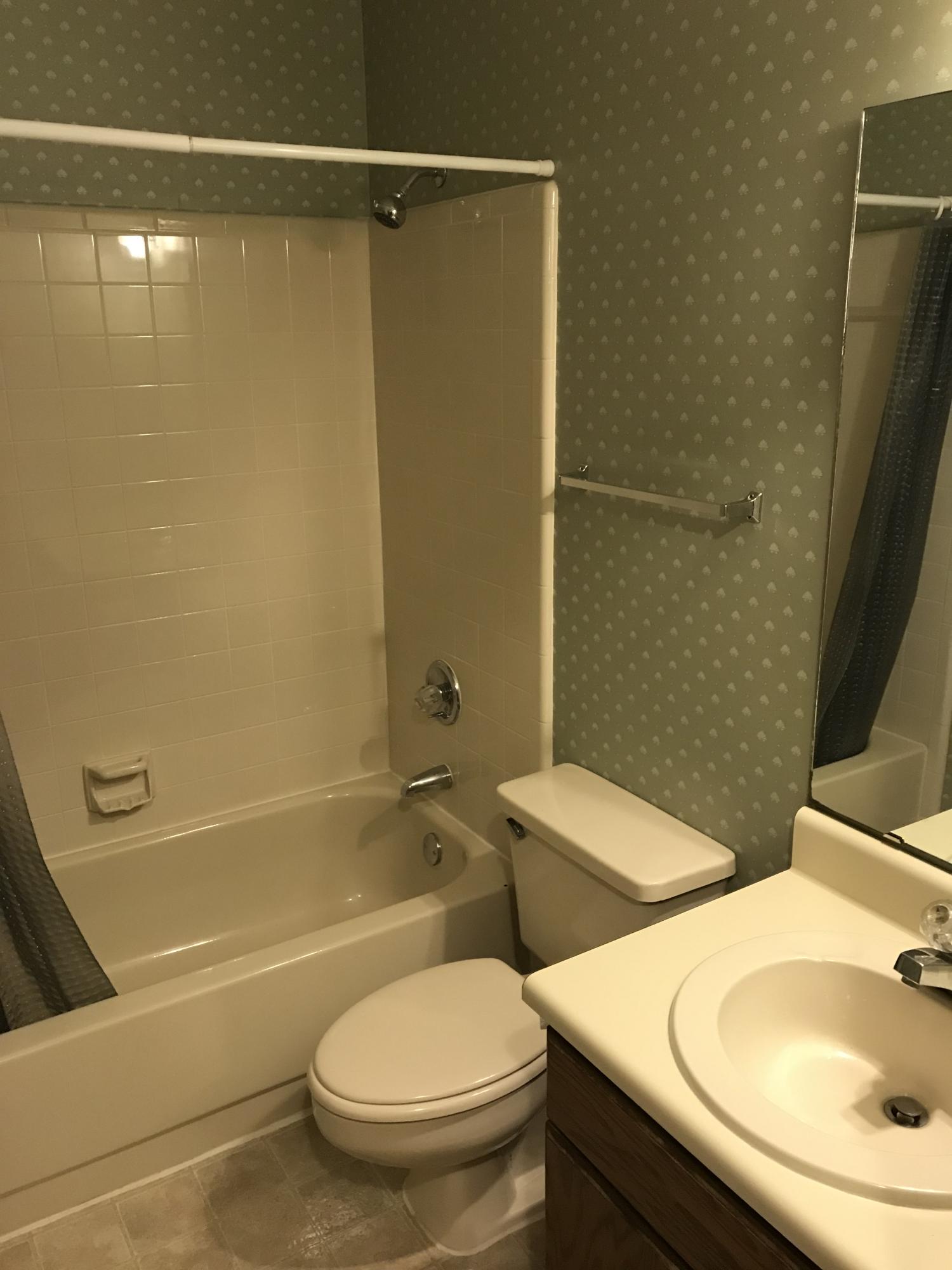 COUNTRYVIEW ESTATES - Residential Lease