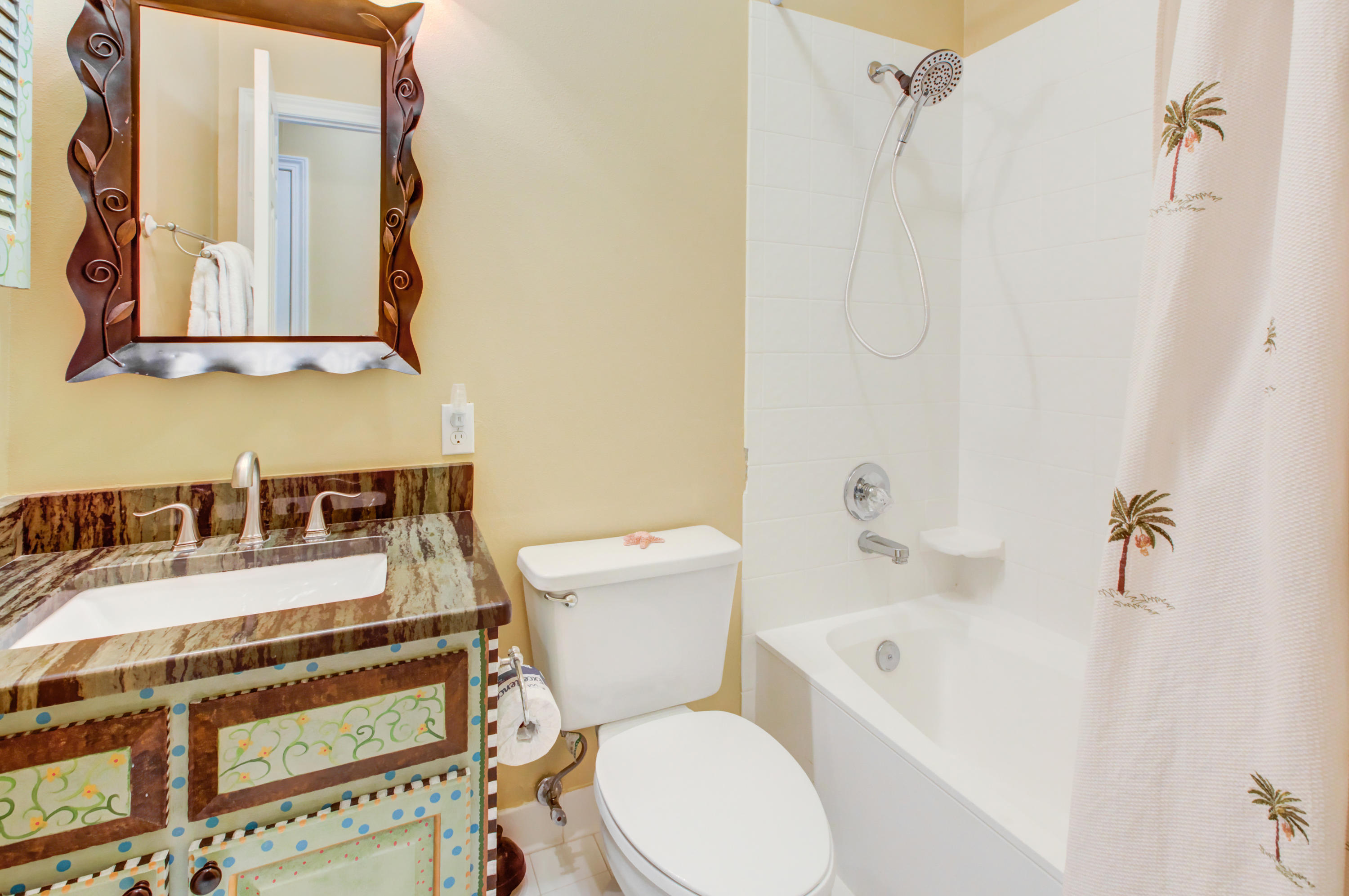 HIDDEN DUNES BEACH VILLAS CONDO - Residential