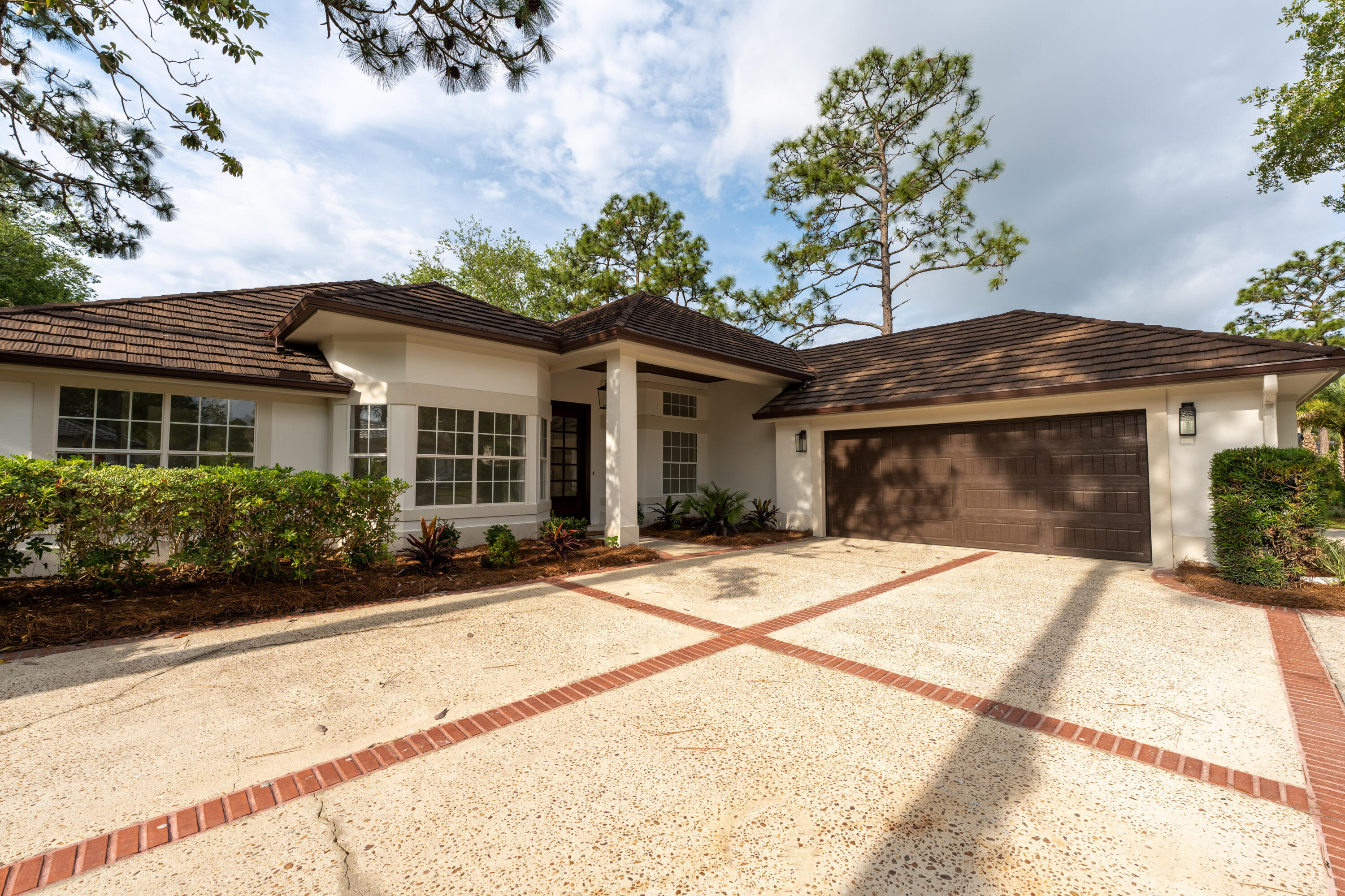TROON DRIVE - Residential