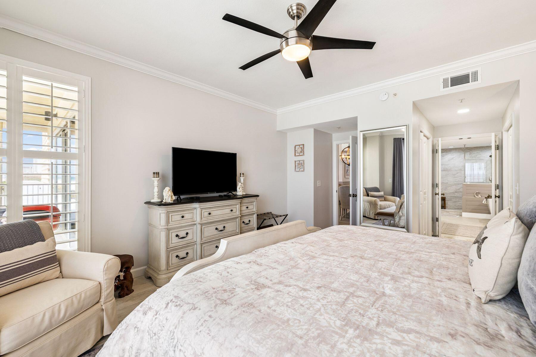 Grande Surf Club Condo - Residential