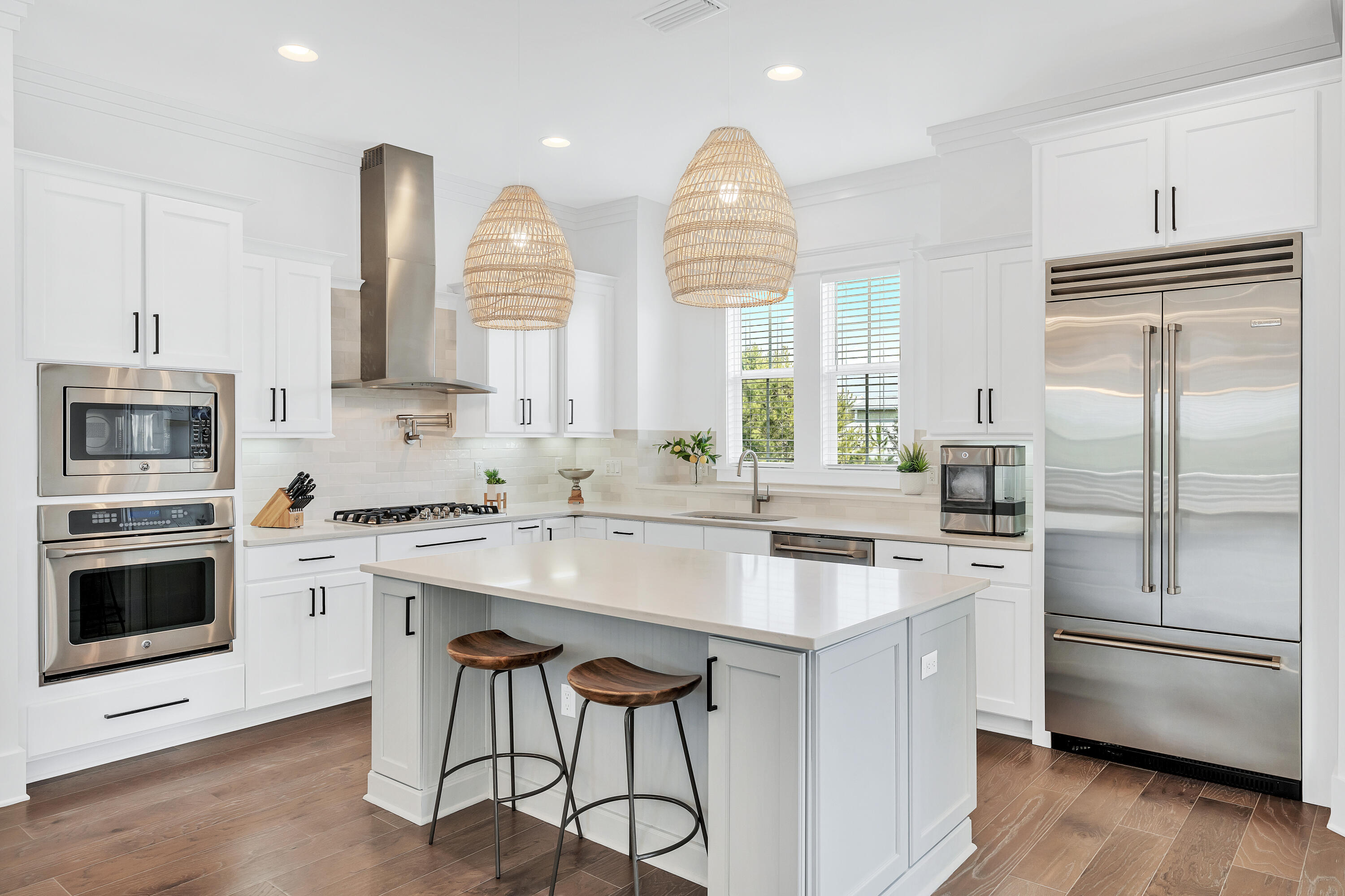 HIGHLAND PARKS - Residential