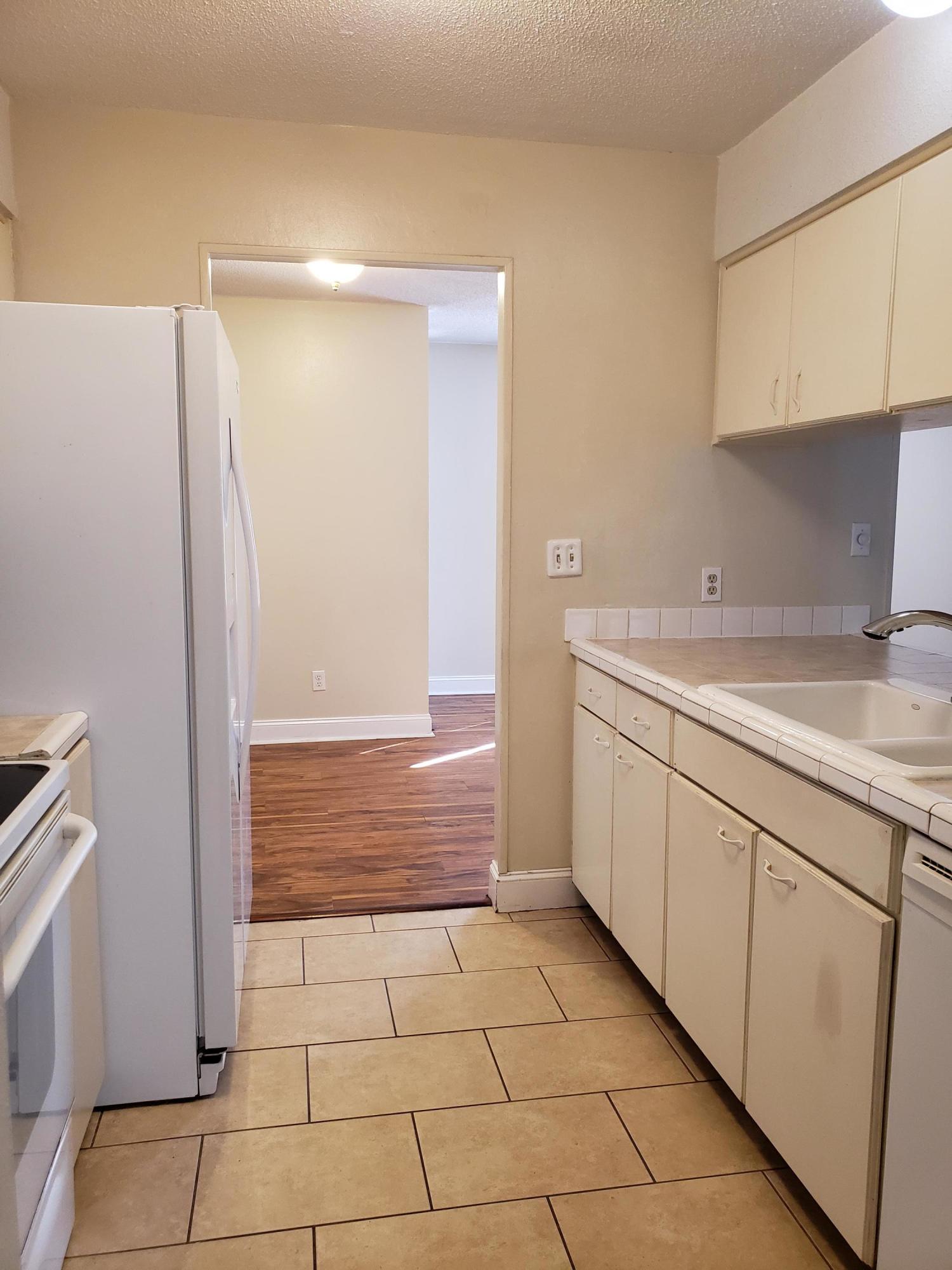 SHANGRA WOODS - Residential Lease