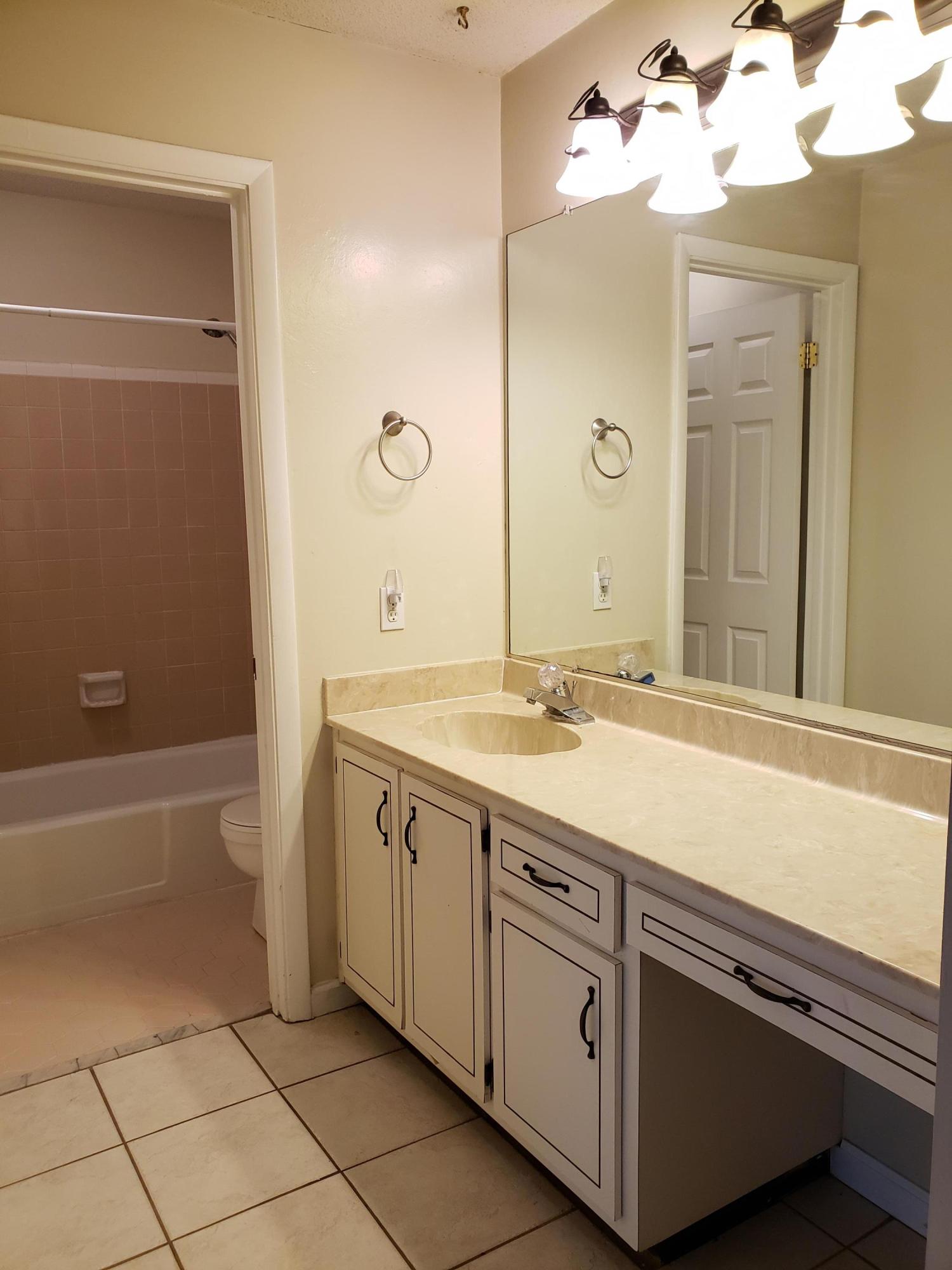 SHANGRA WOODS - Residential Lease