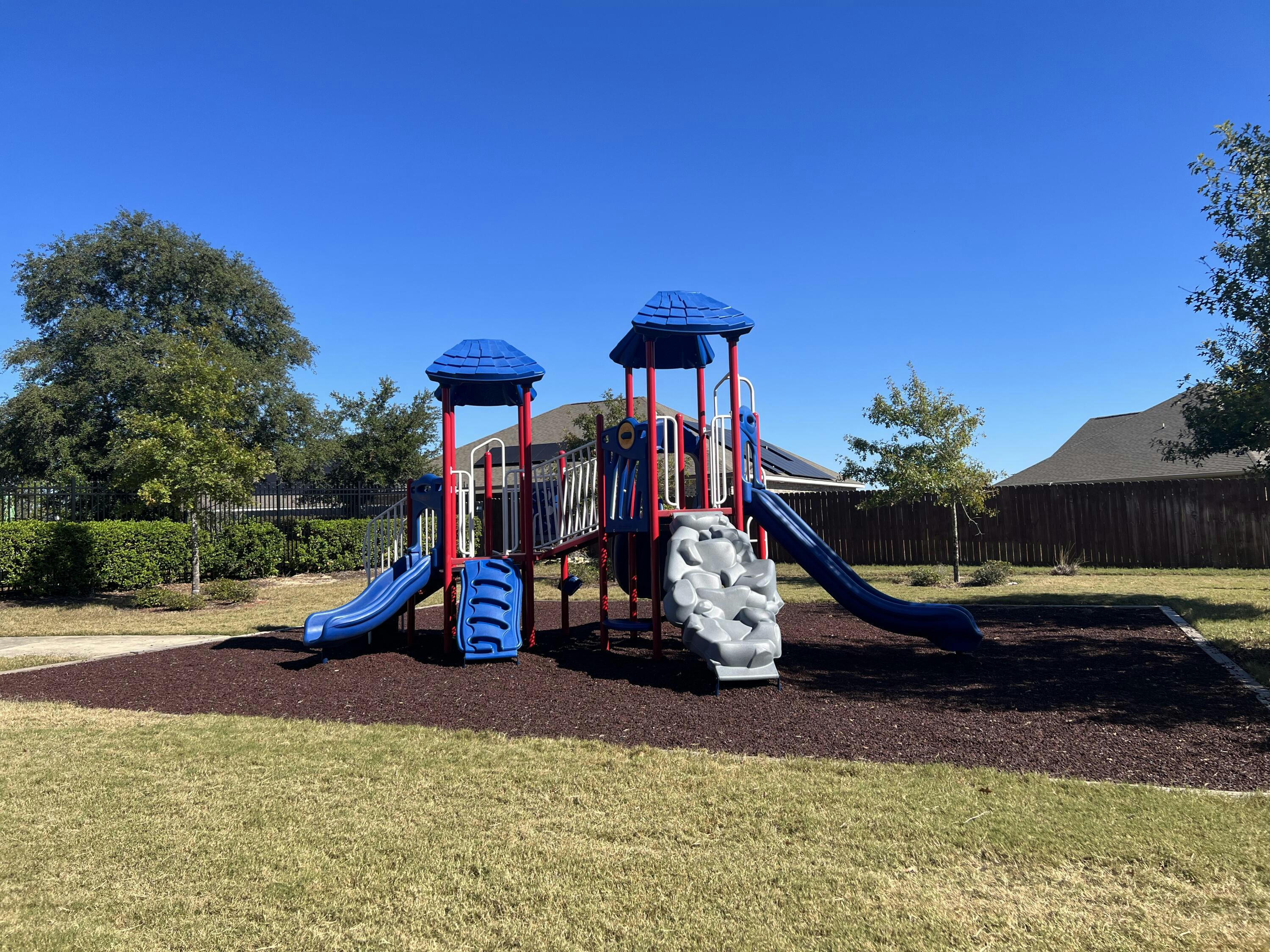 Redstone Commons - Residential Lease