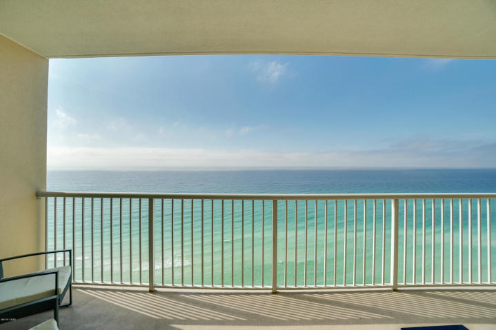 MAJESTIC BEACH TOWERS II - Residential