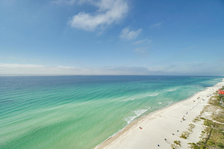 MAJESTIC BEACH TOWERS II - Residential
