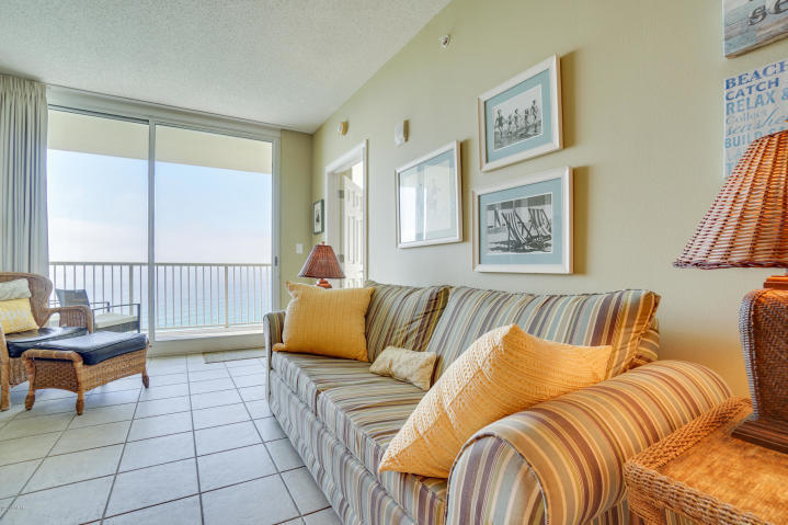MAJESTIC BEACH TOWERS II - Residential