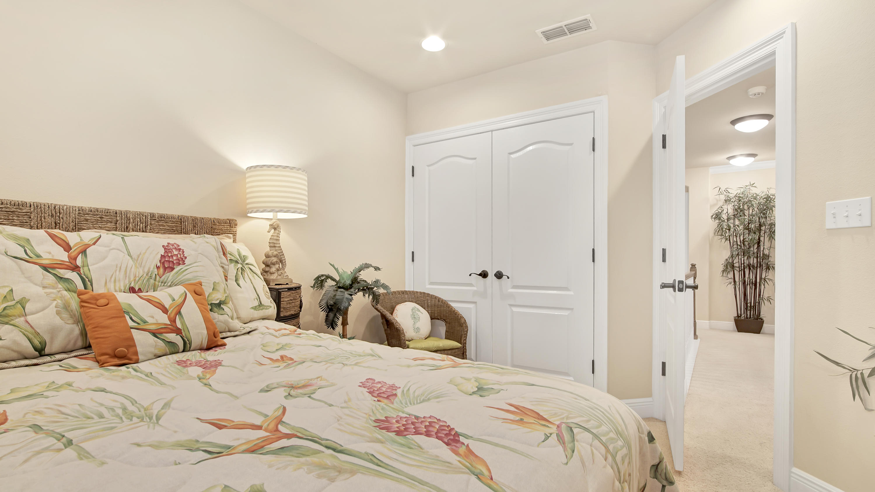 BAYWALK Landing - Residential