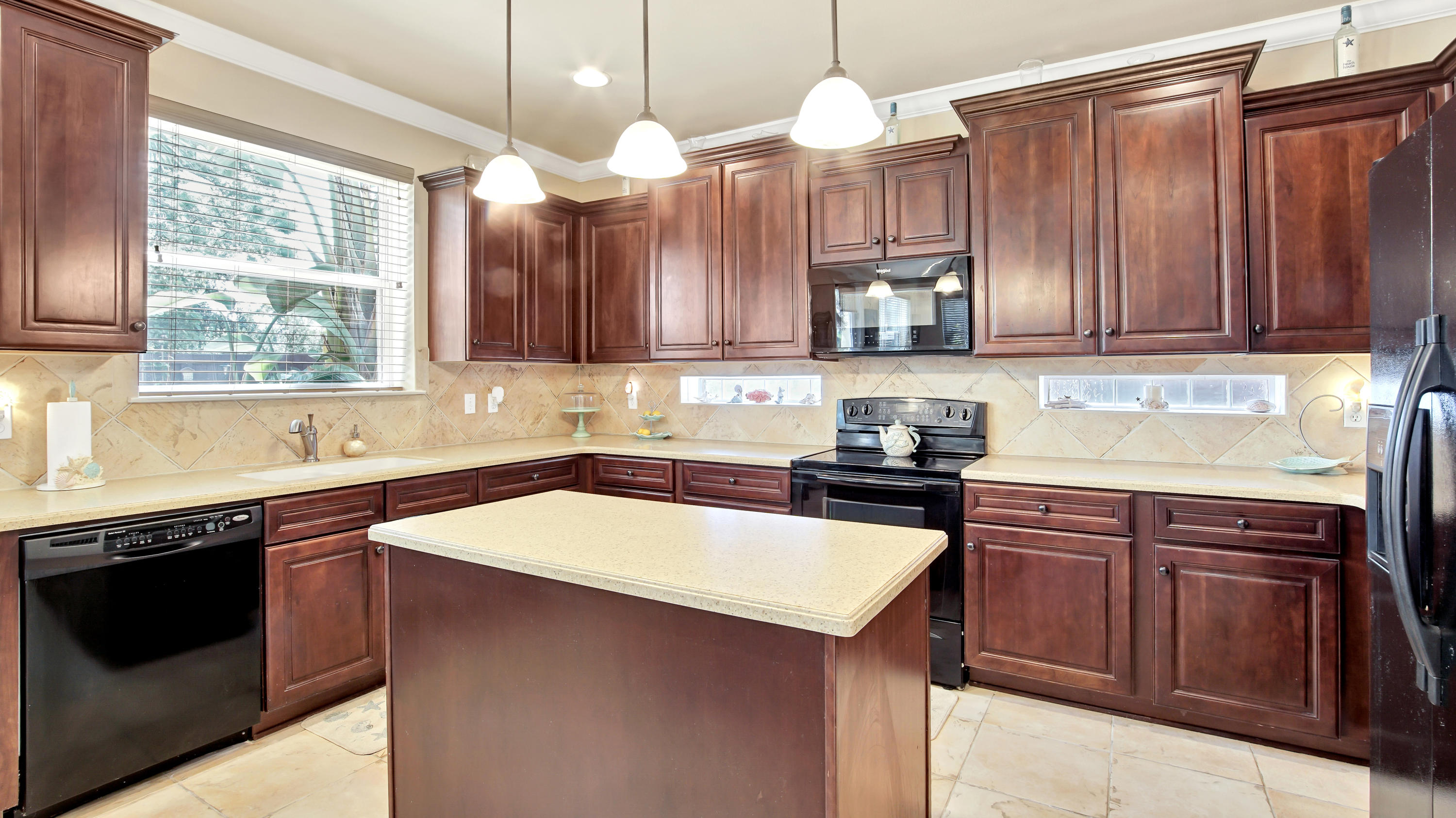 BAYWALK Landing - Residential