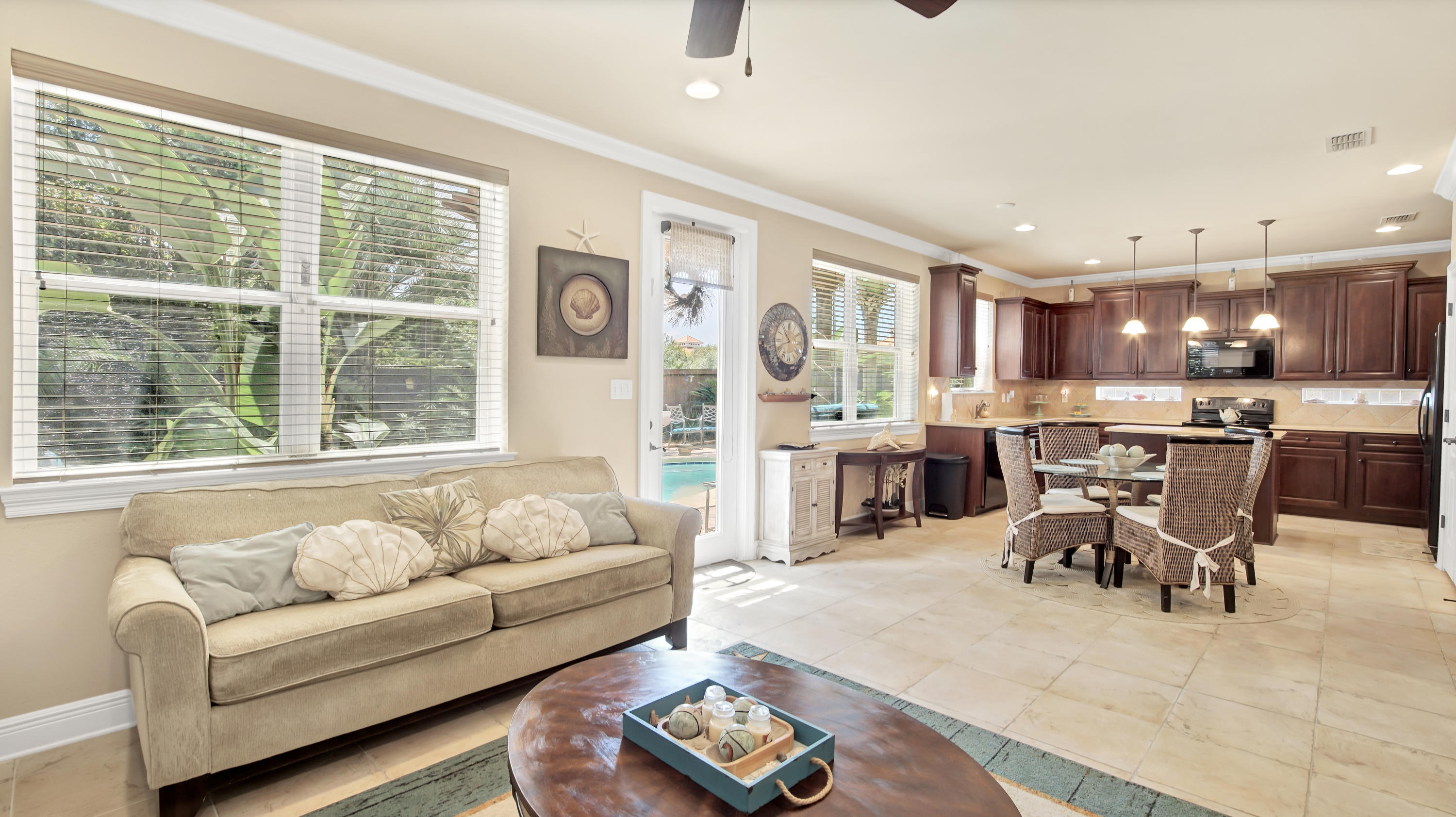 BAYWALK Landing - Residential