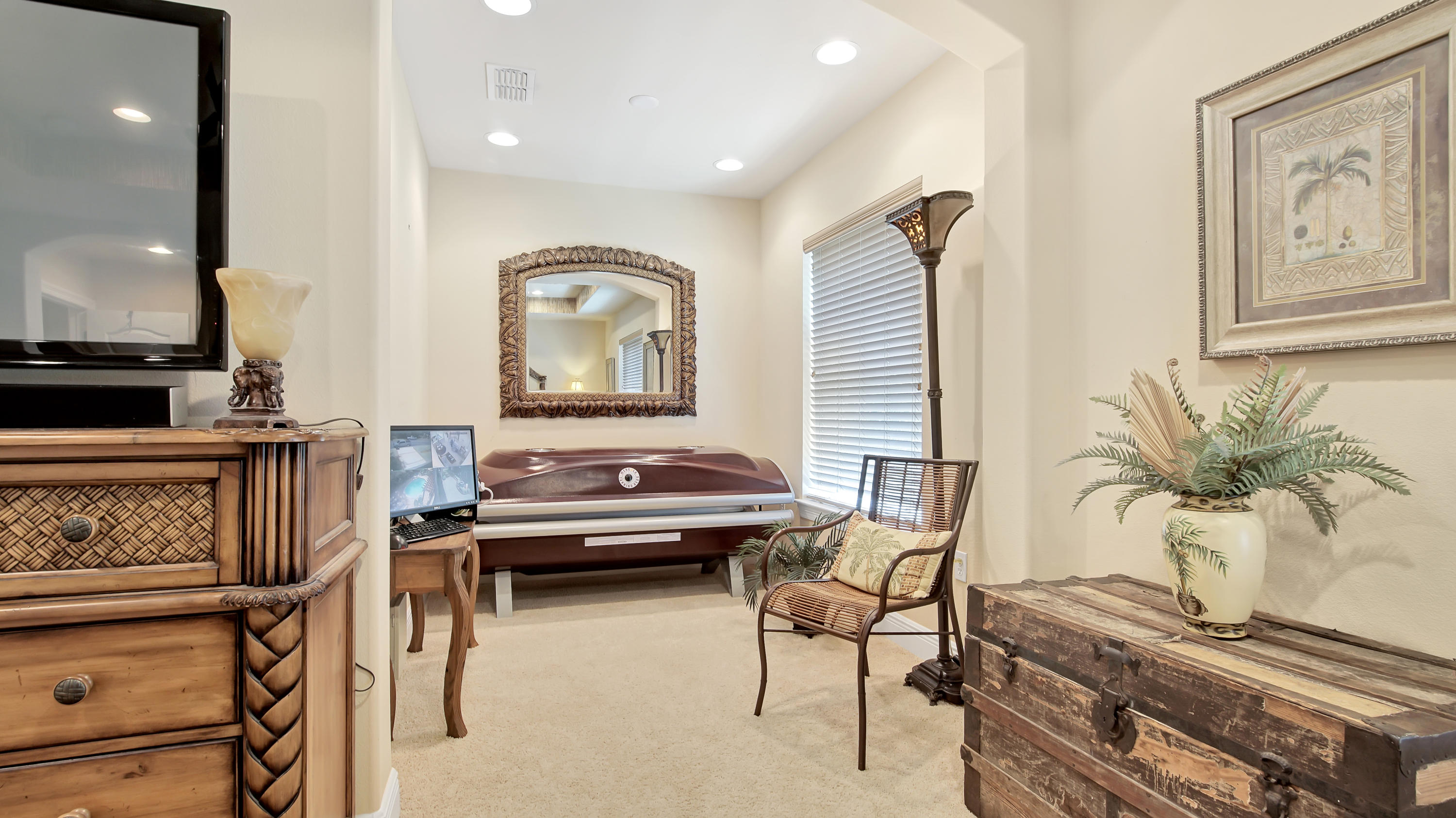BAYWALK Landing - Residential
