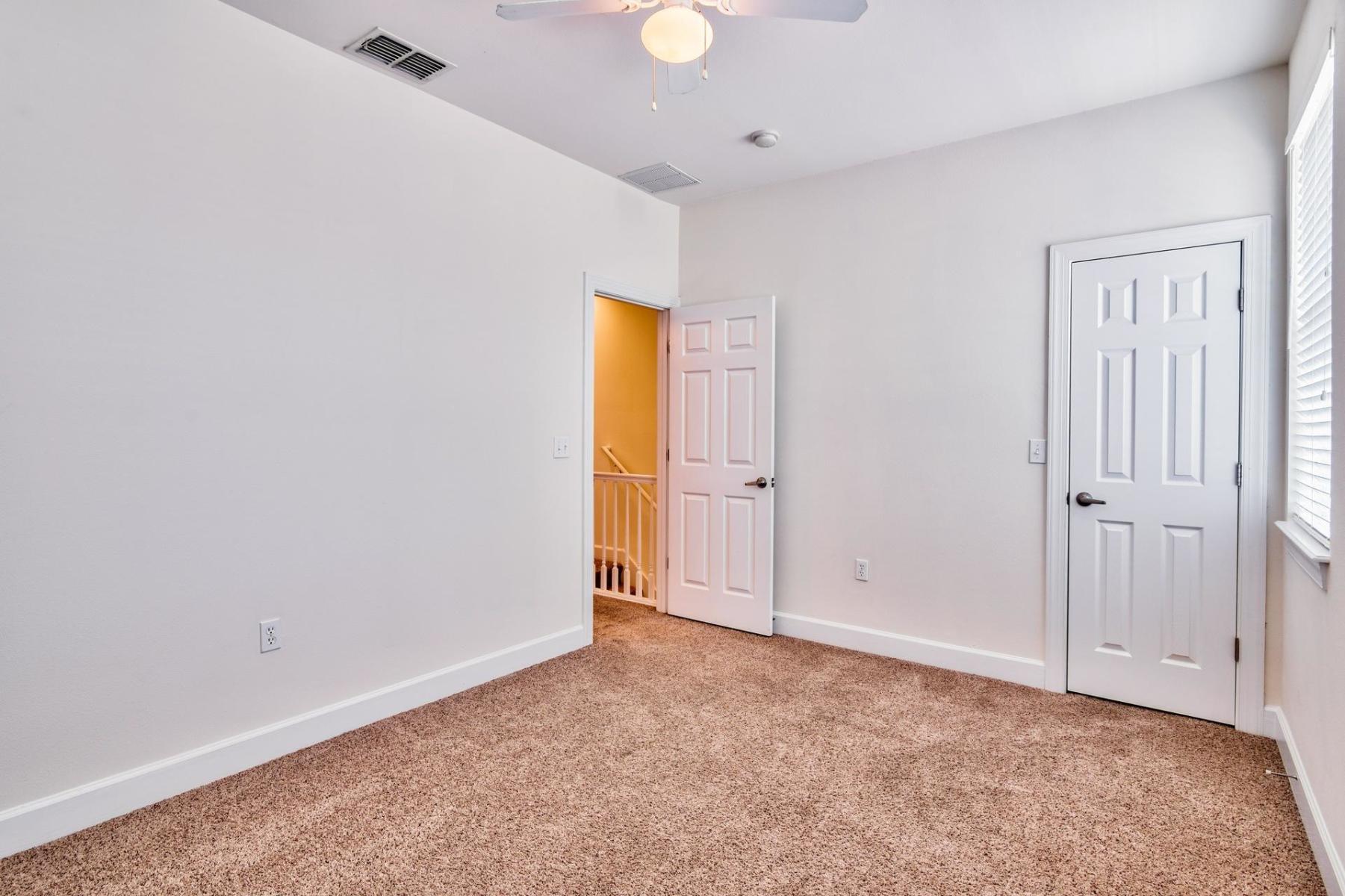 PALMS OF FREEPORT - Residential