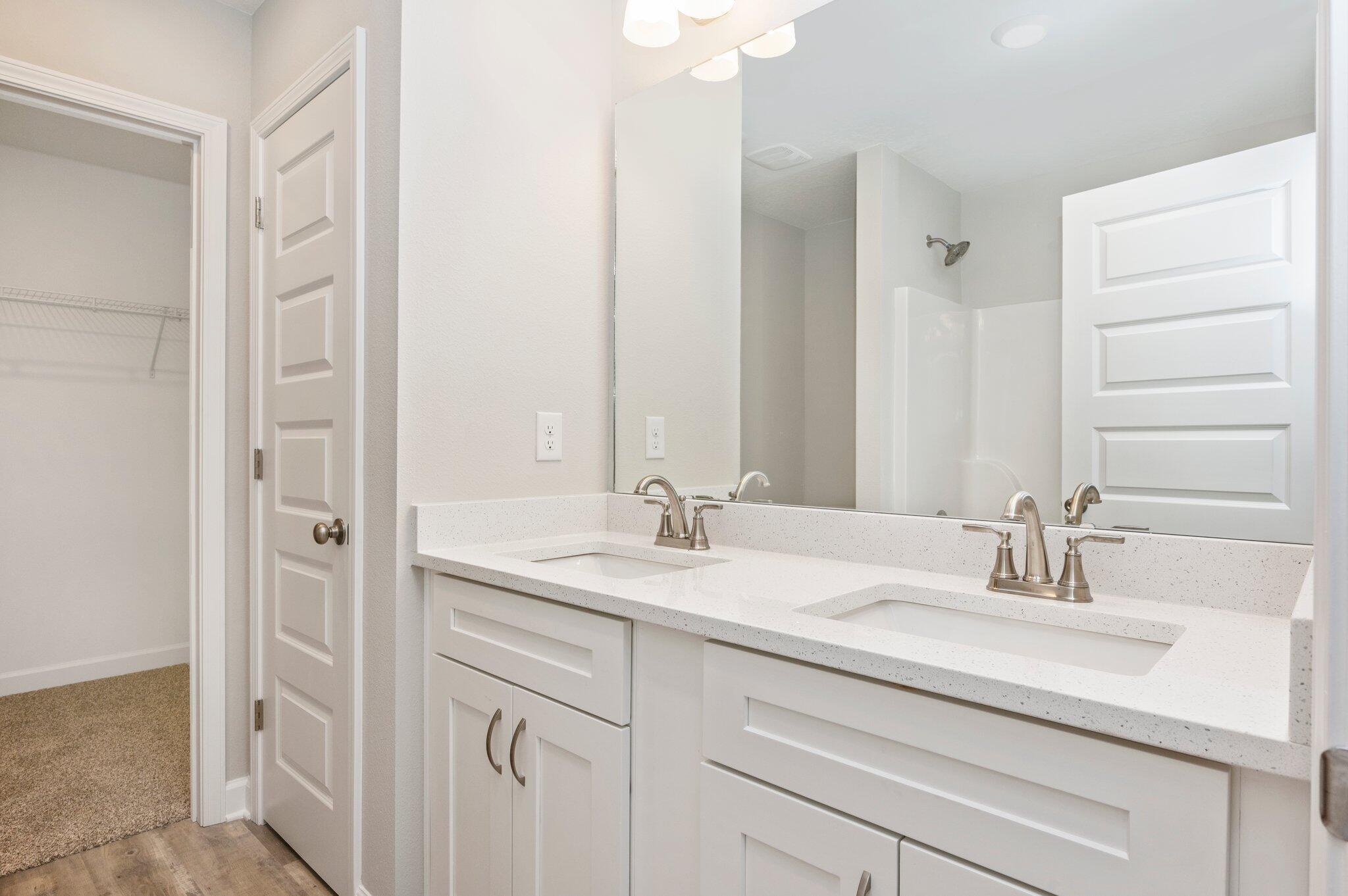 MORRIS ADDN TO CRESTVIEW - Residential