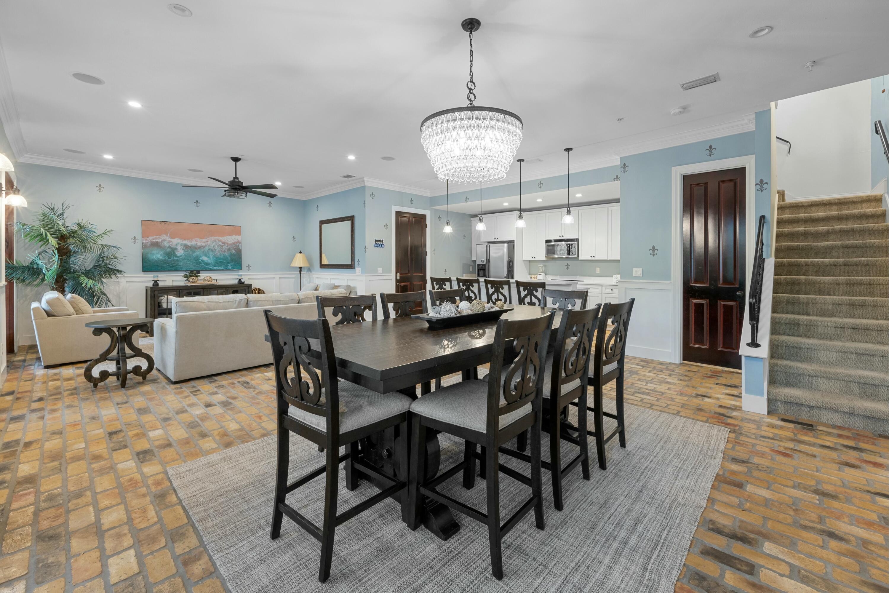 FISHERMAN'S VILLAGE - Residential