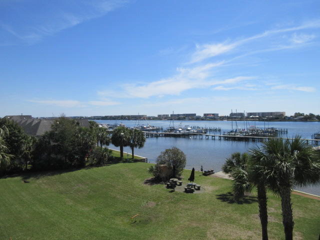 PIRATES BAY PH 1 - Residential