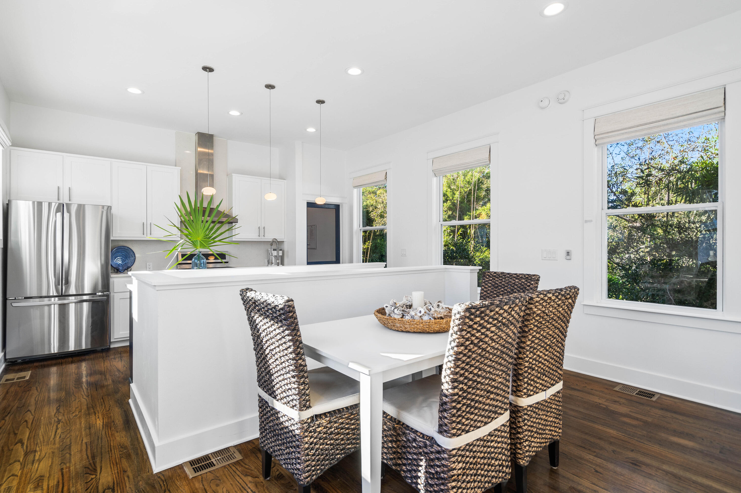 EASTERN LAKE S/D - Residential