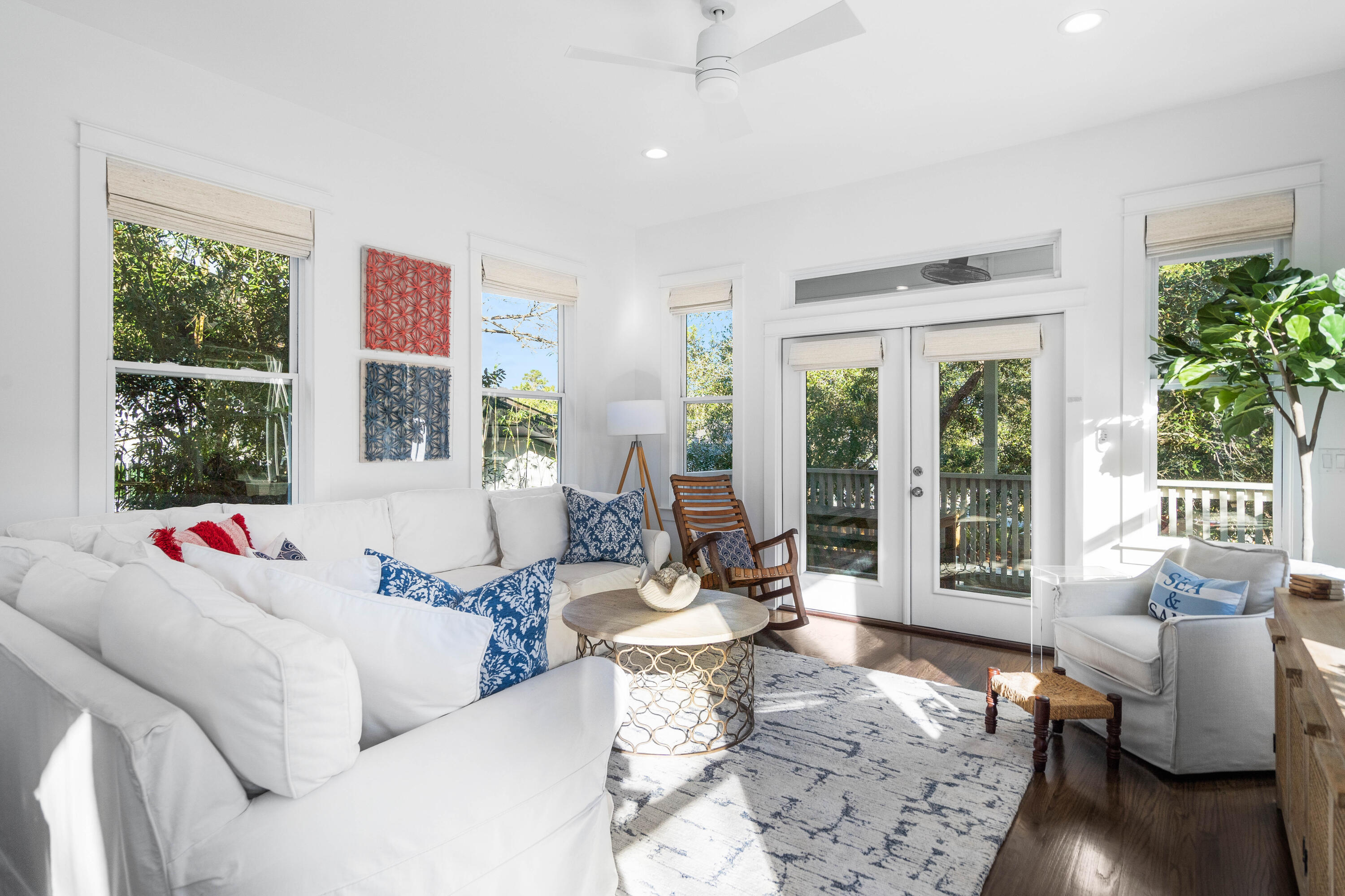 EASTERN LAKE S/D - Residential