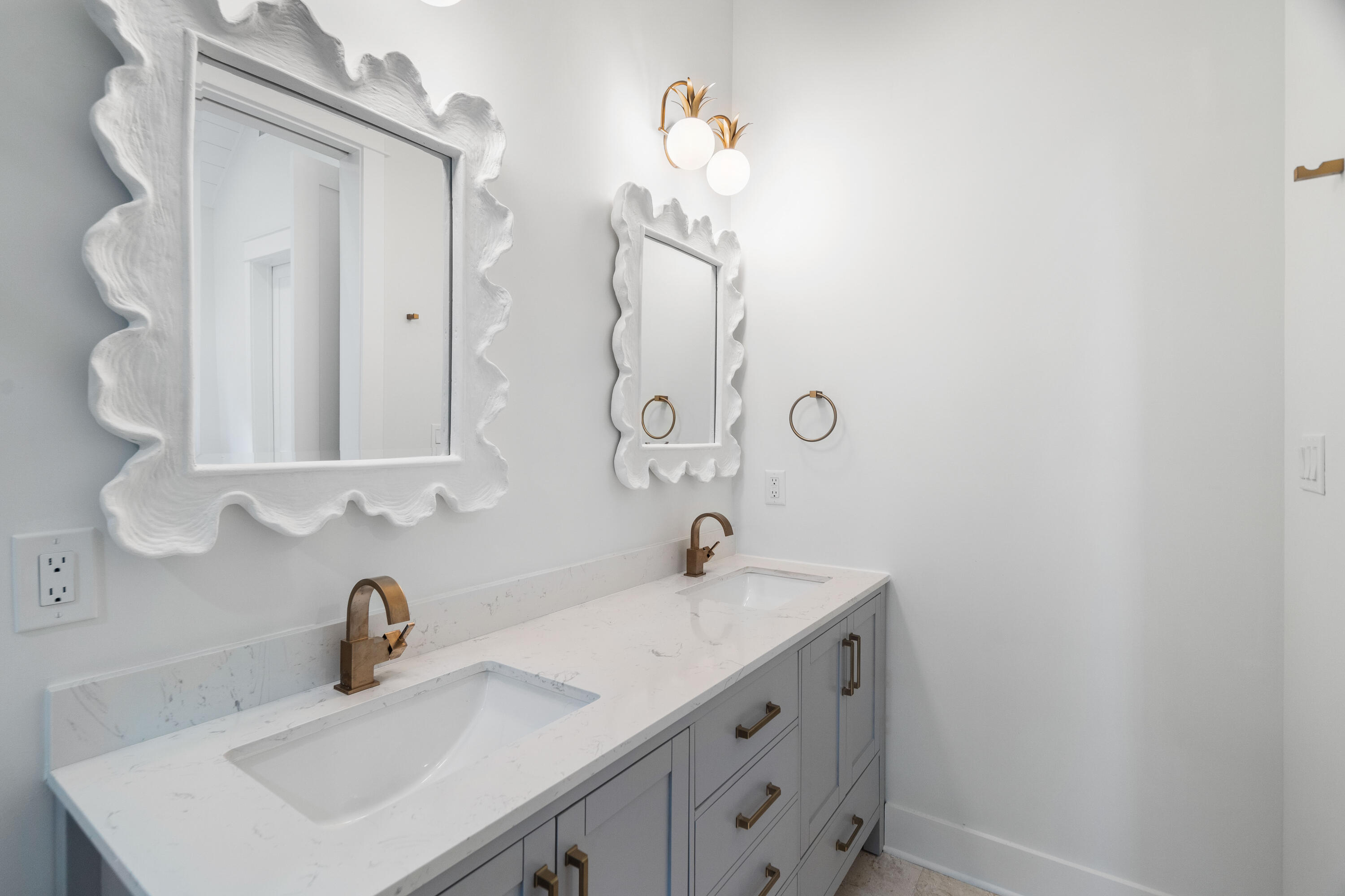 EASTERN LAKE S/D - Residential