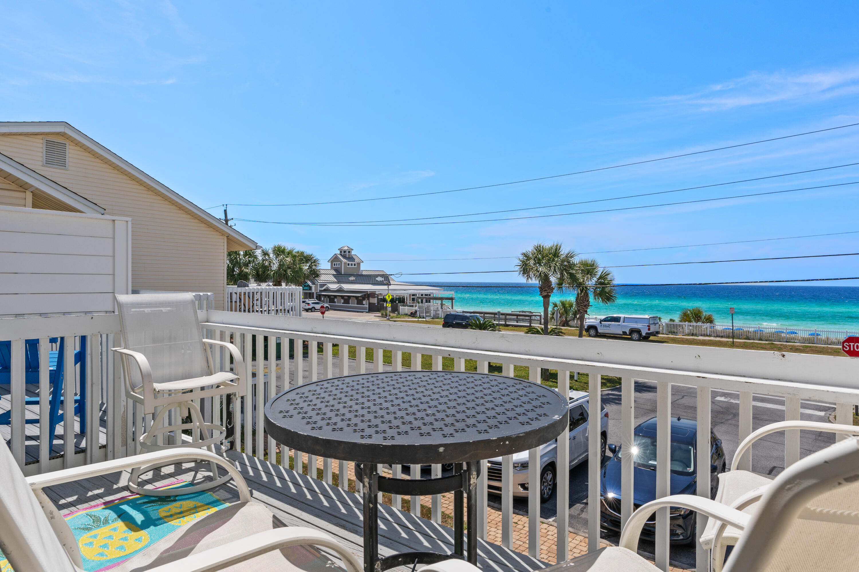 SAND PEBBLES T/H - Residential