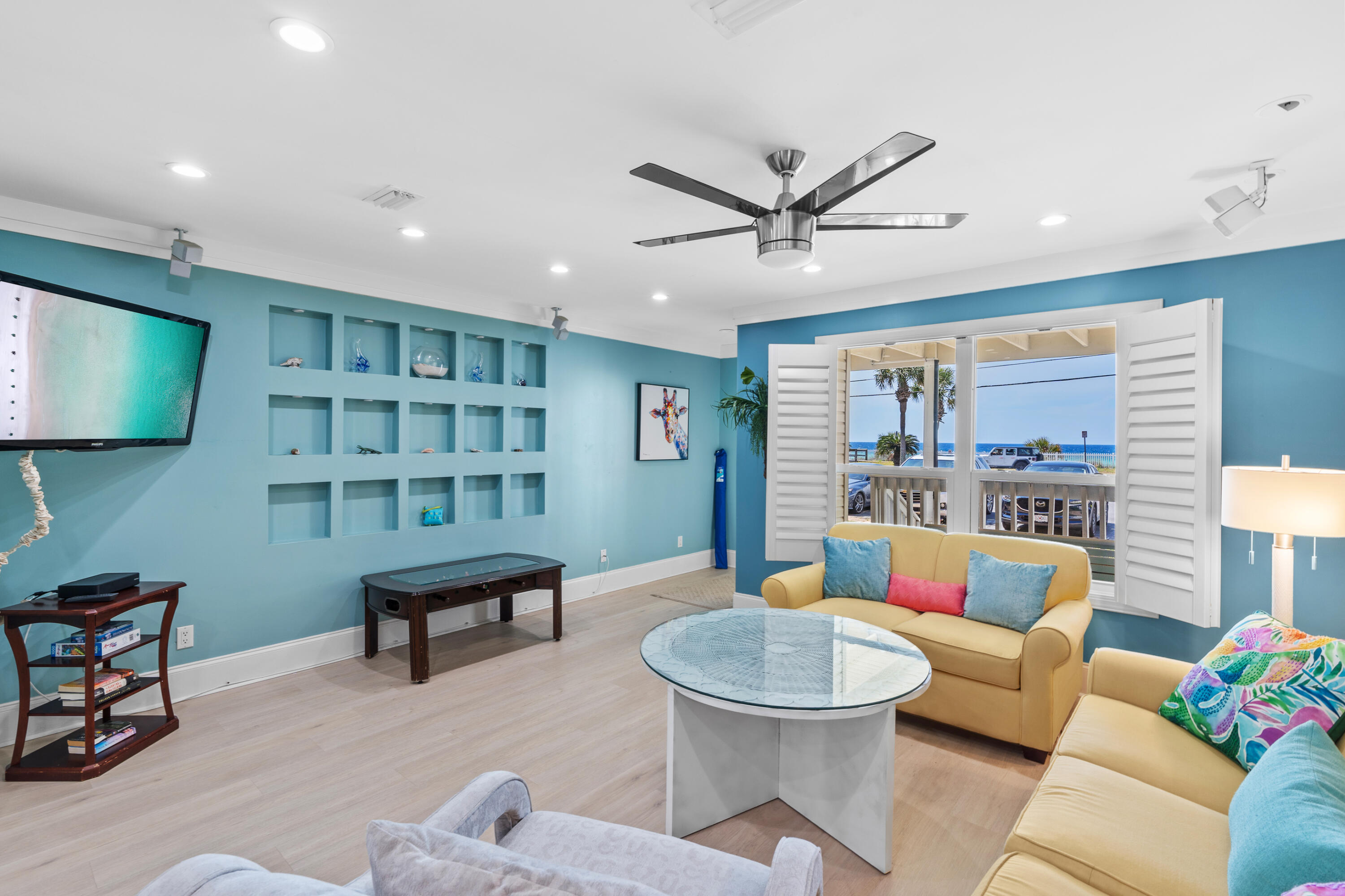 SAND PEBBLES T/H - Residential