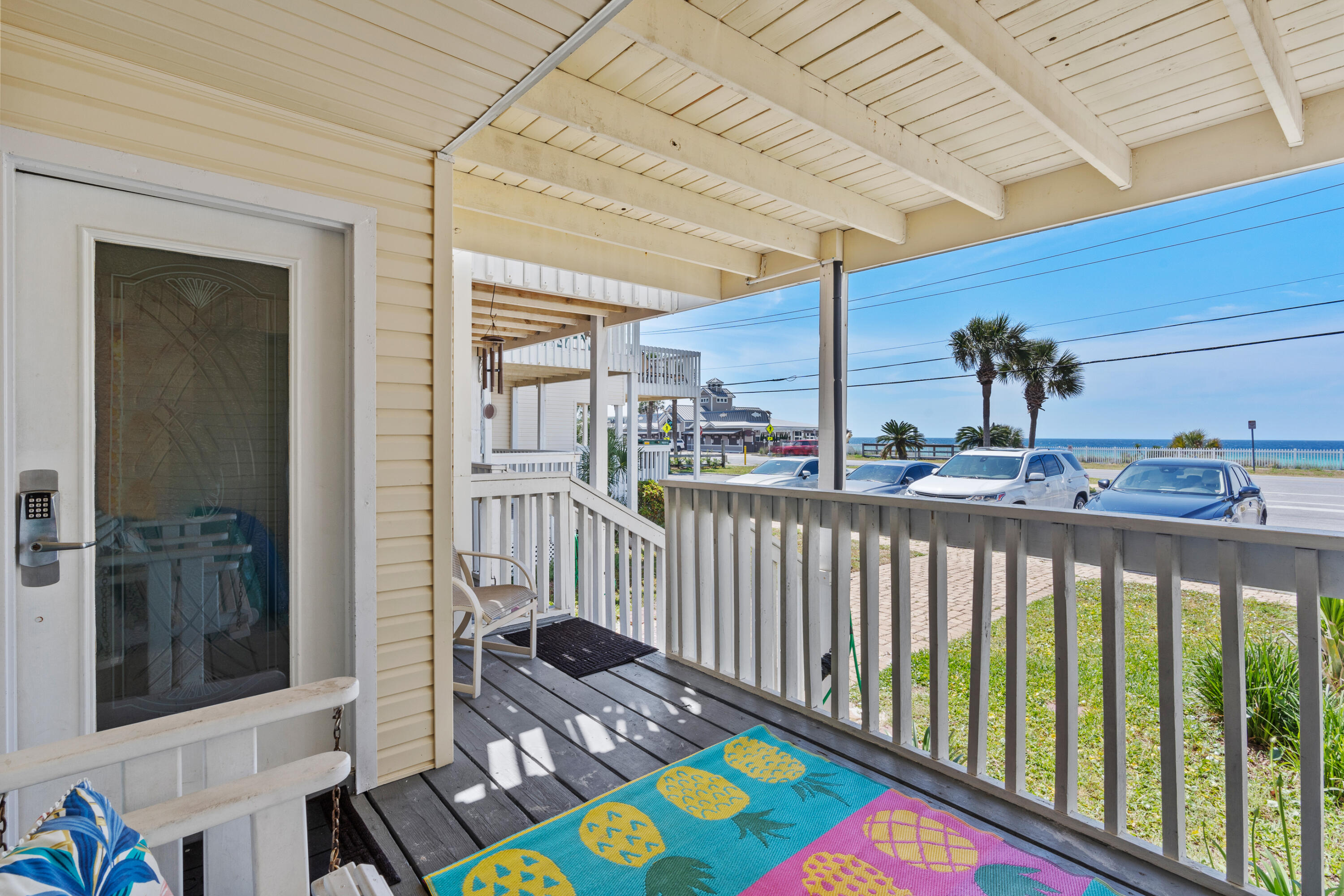 SAND PEBBLES T/H - Residential