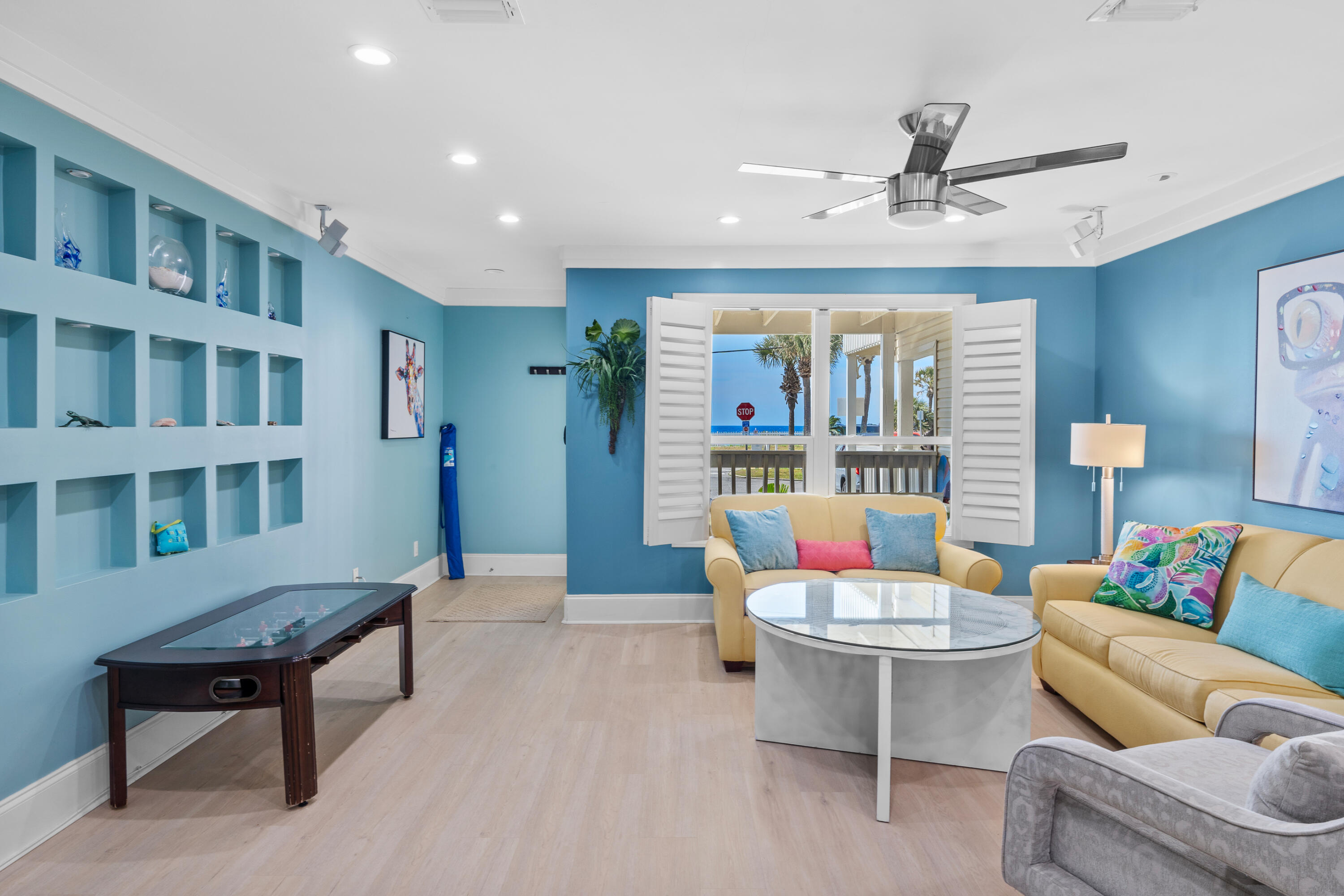 SAND PEBBLES T/H - Residential