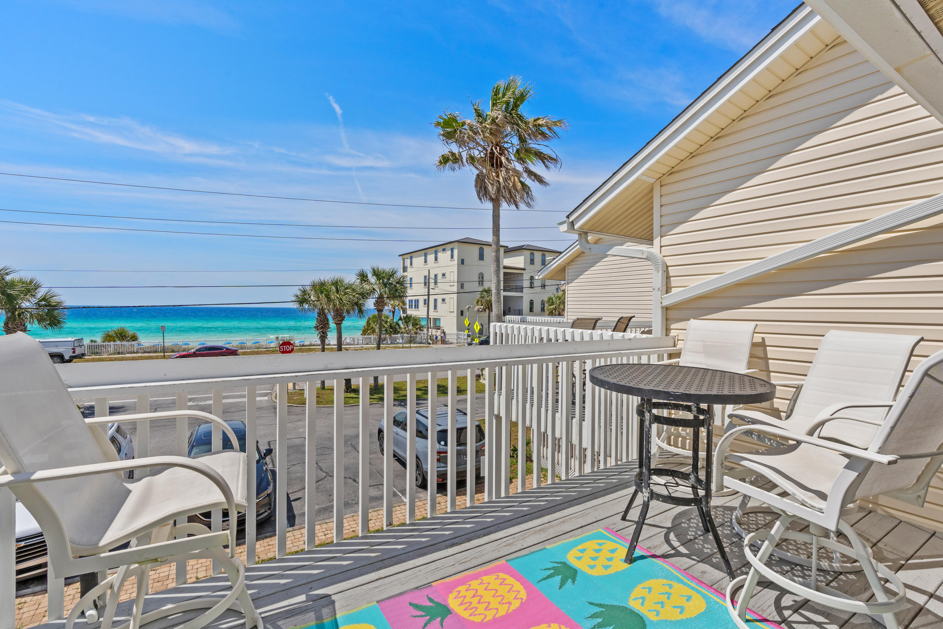 SAND PEBBLES T/H - Residential