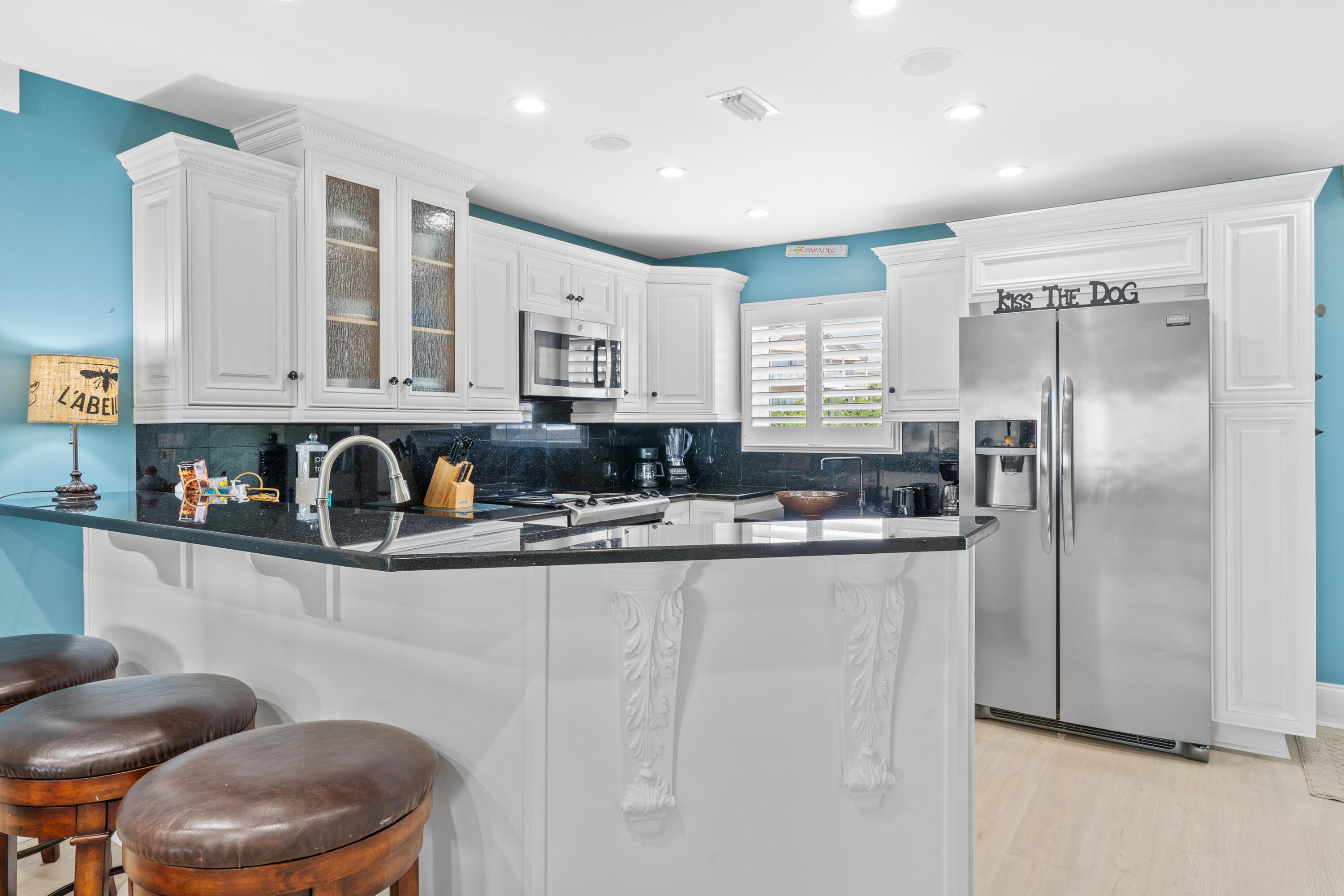 SAND PEBBLES T/H - Residential