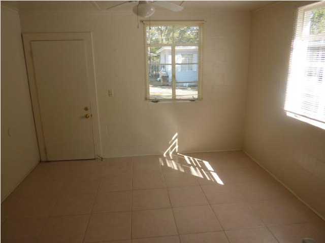 PINEVIEW - Residential Lease