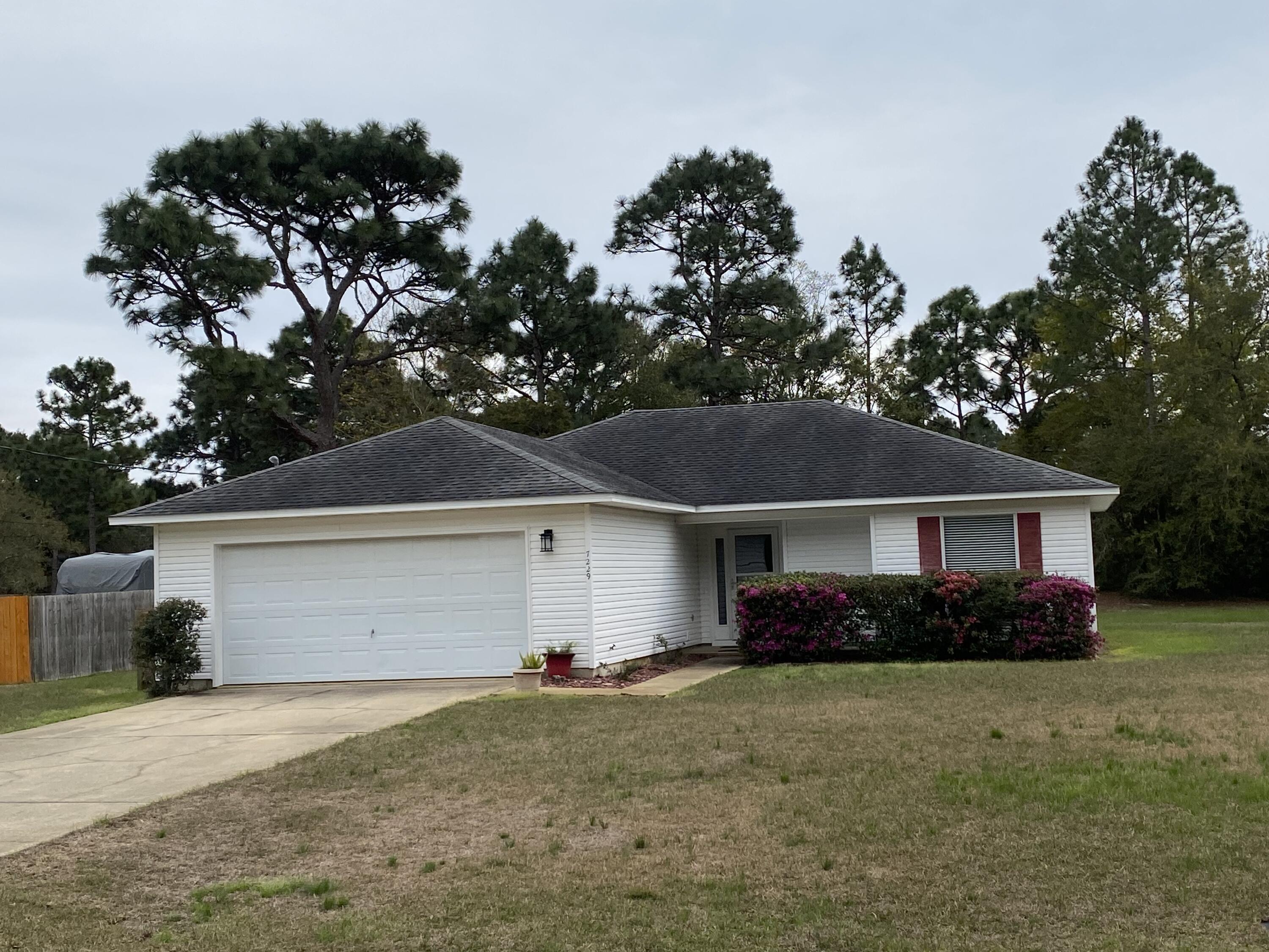 HOLLEY BY THE SEA - Residential