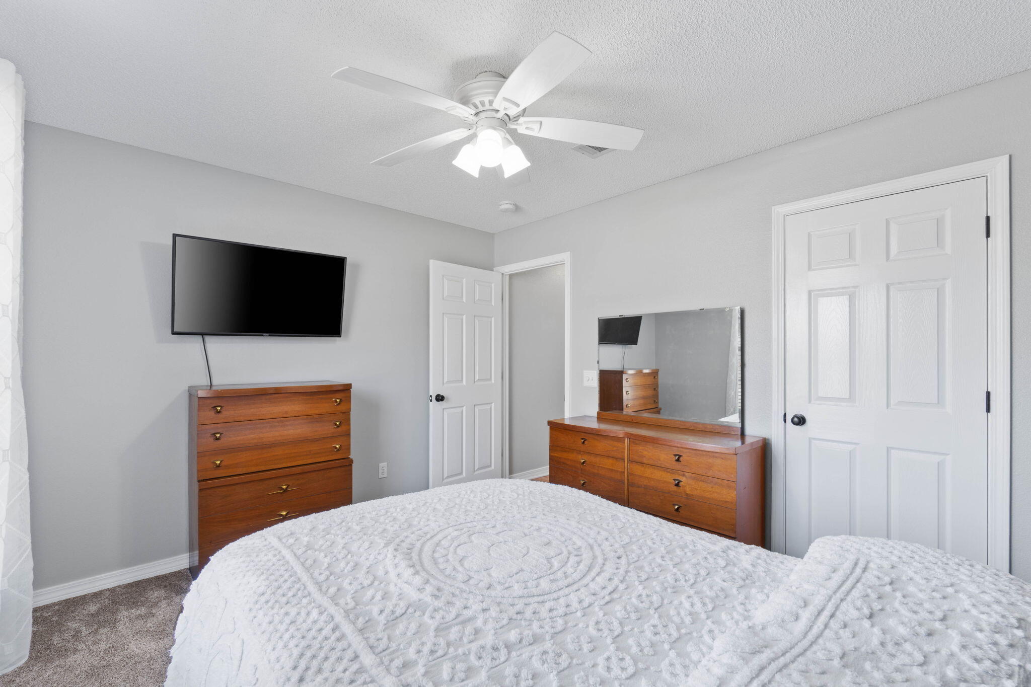 Cedar Ridge - Residential