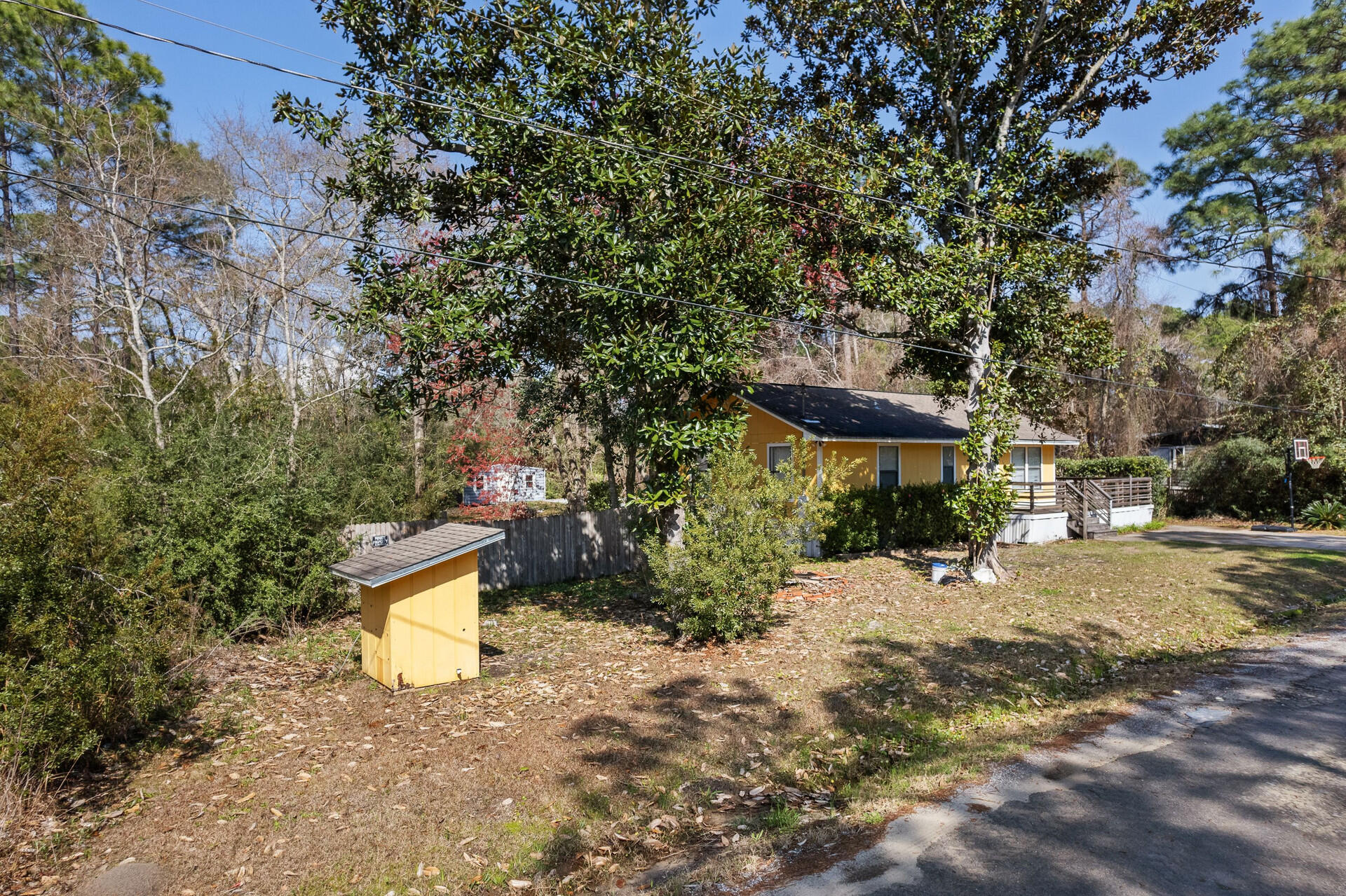 TOWN OF SANTA ROSA - Residential