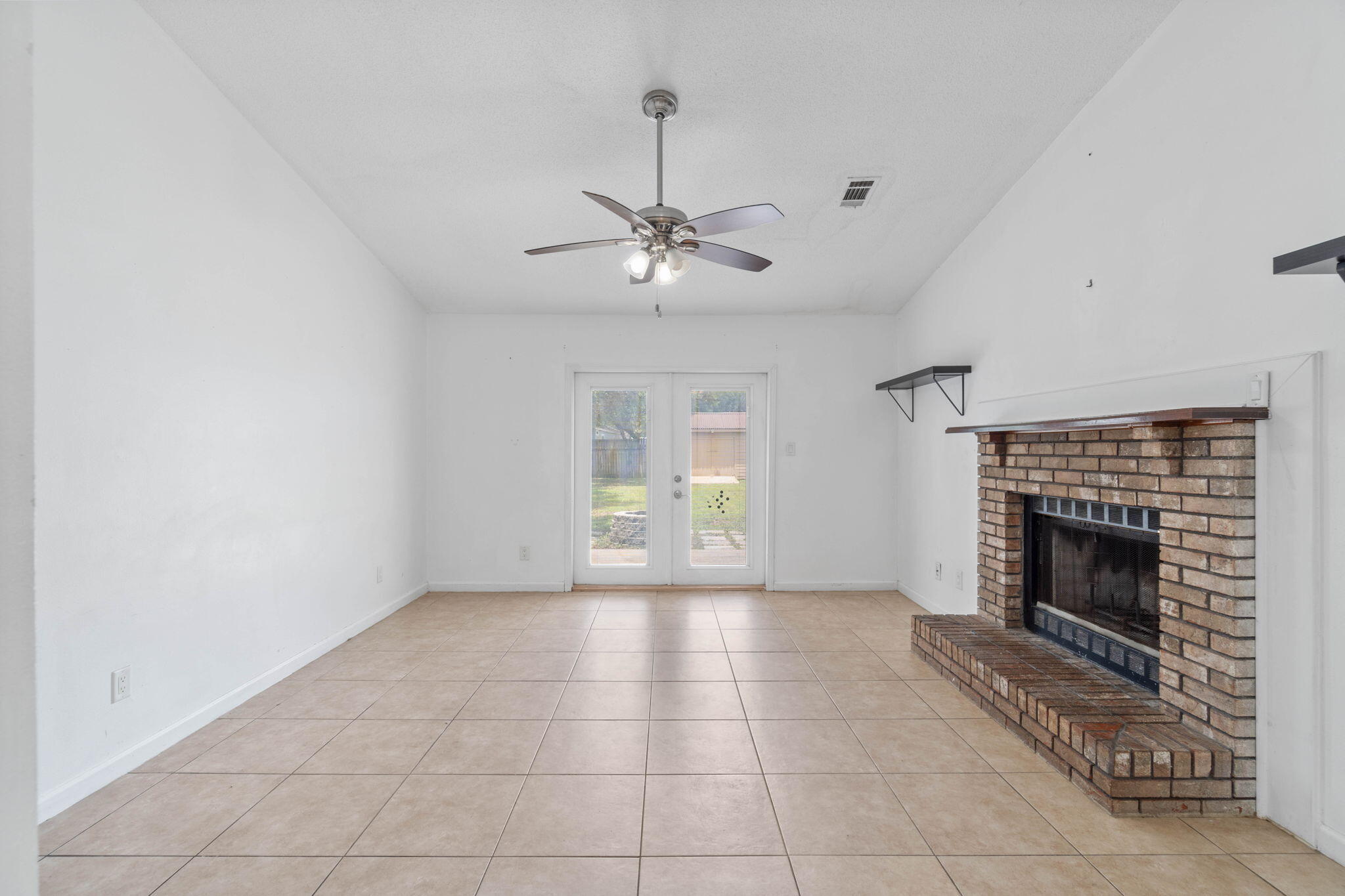 CANDLEWOOD VILLAGE - Residential