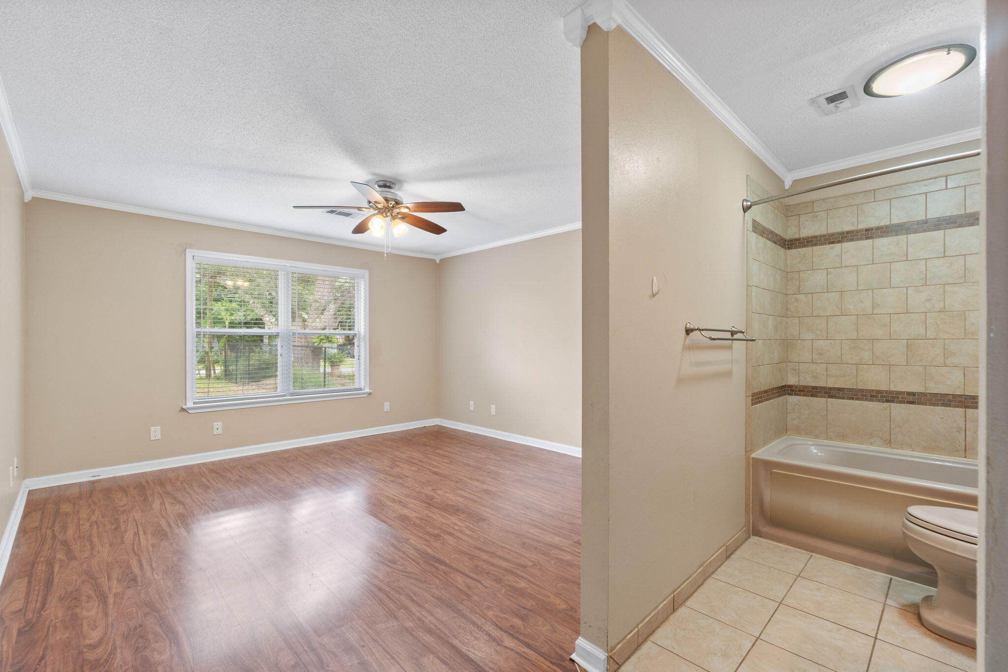 CANDLEWOOD VILLAGE - Residential