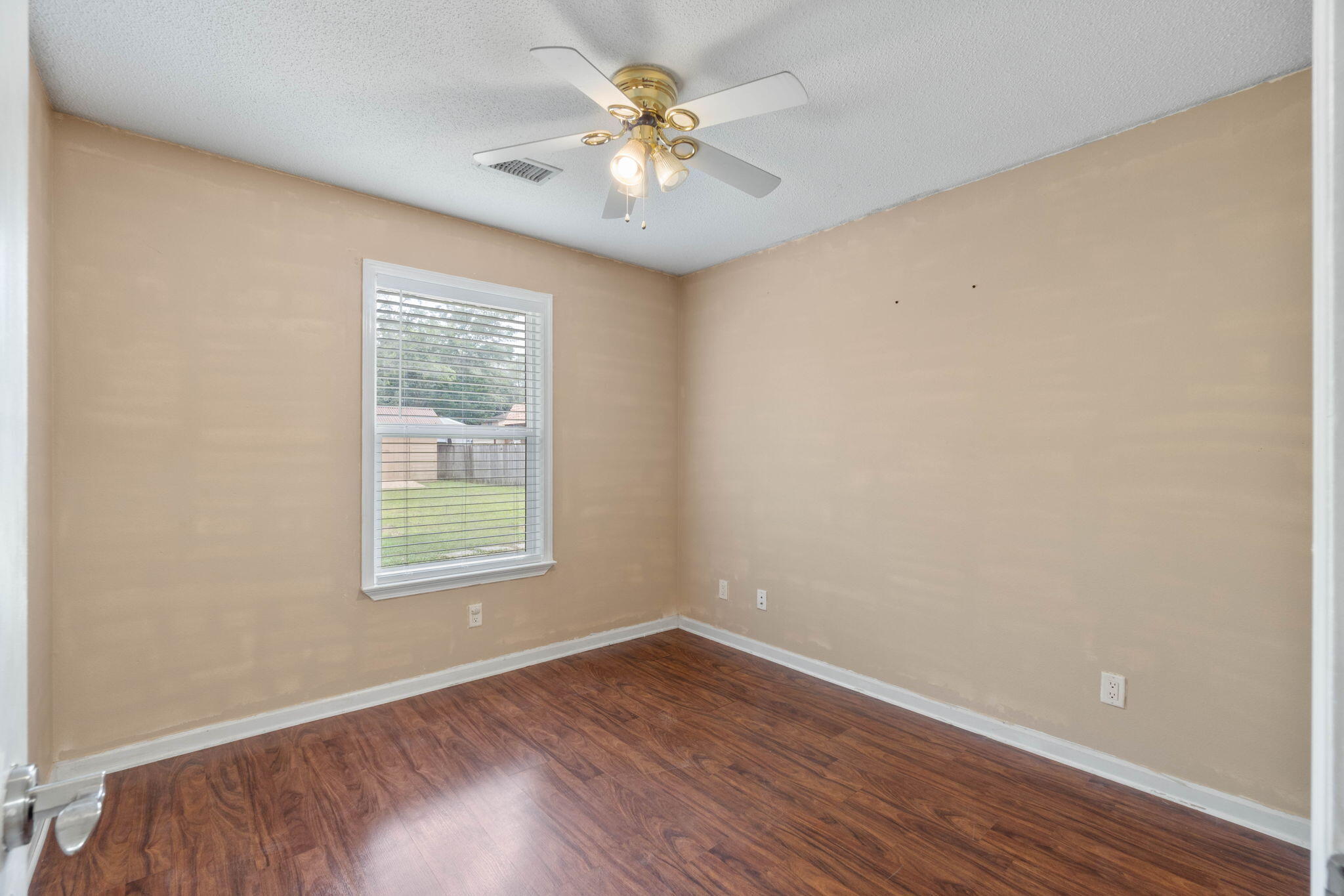 CANDLEWOOD VILLAGE - Residential