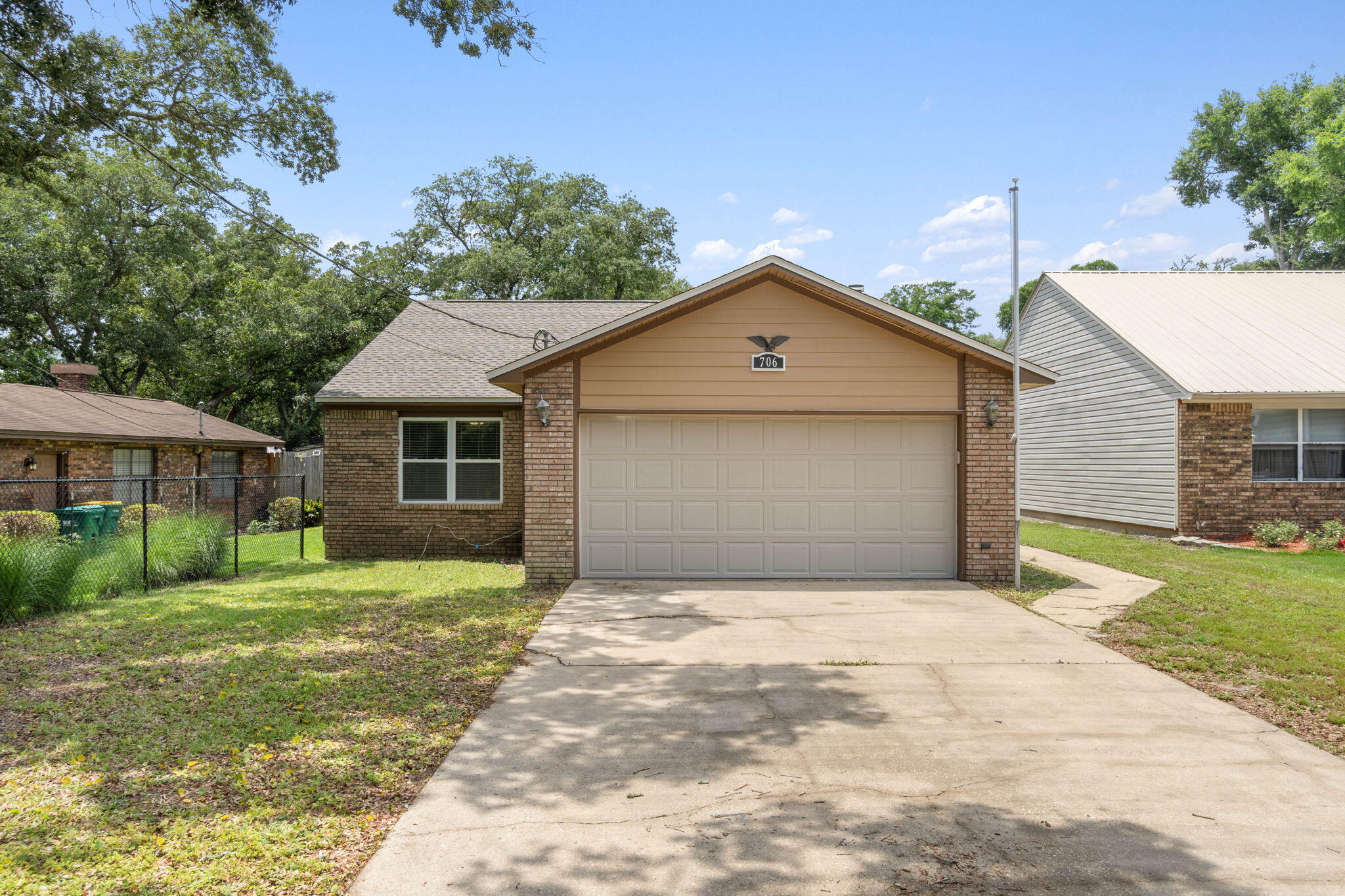 CANDLEWOOD VILLAGE - Residential