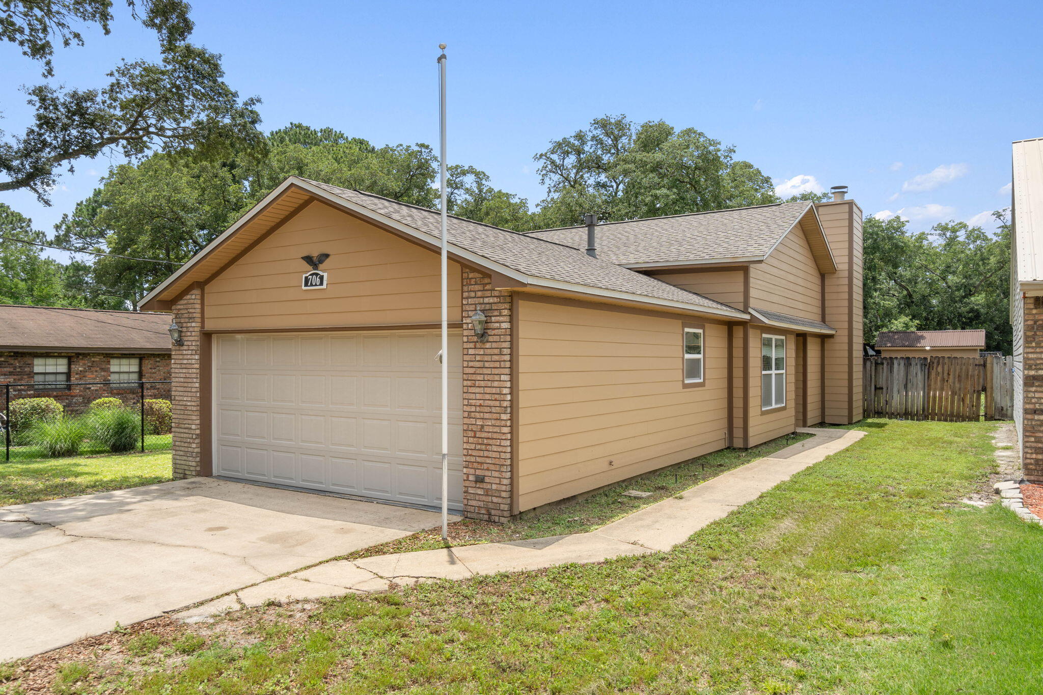 CANDLEWOOD VILLAGE - Residential