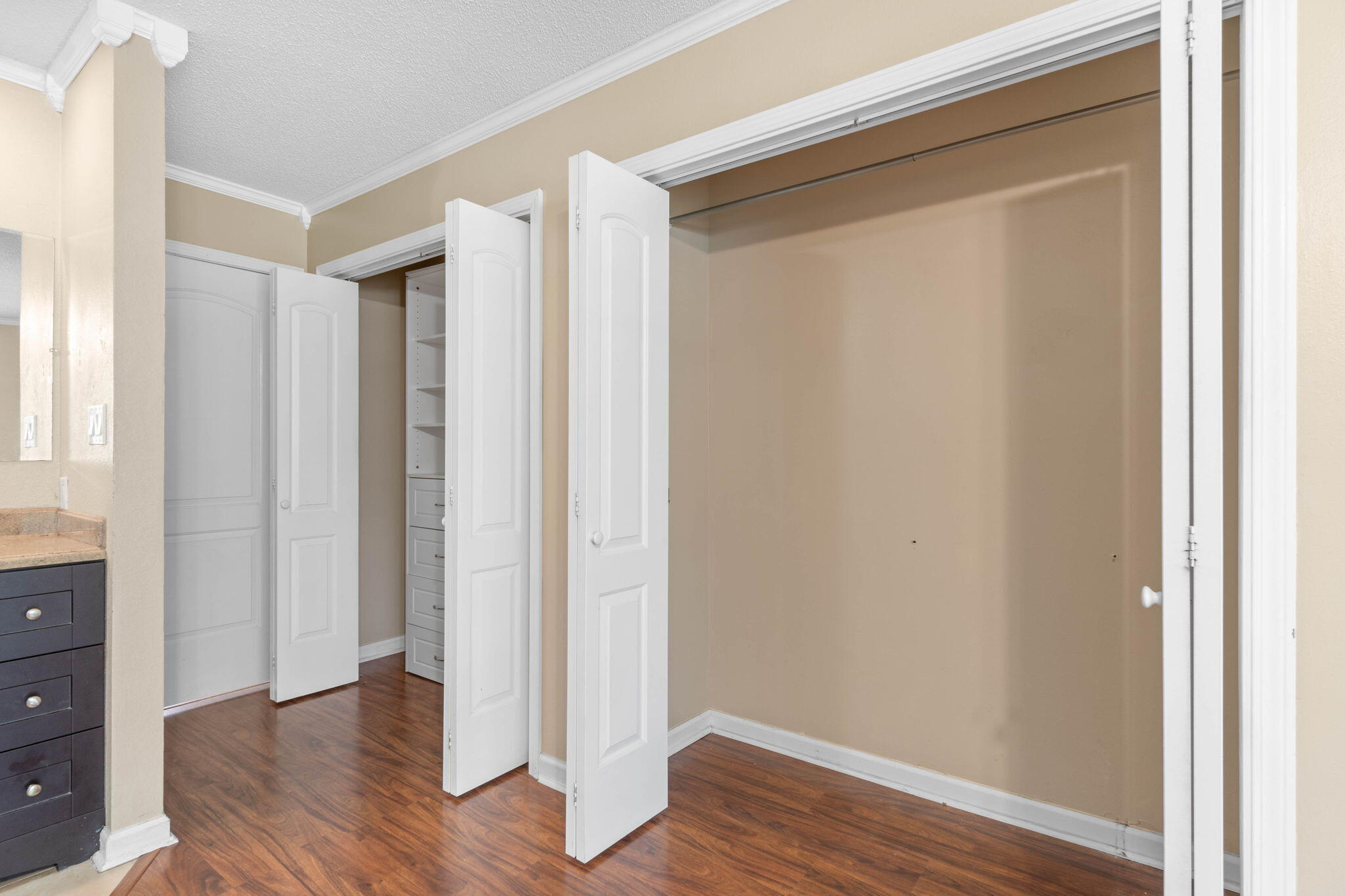 CANDLEWOOD VILLAGE - Residential