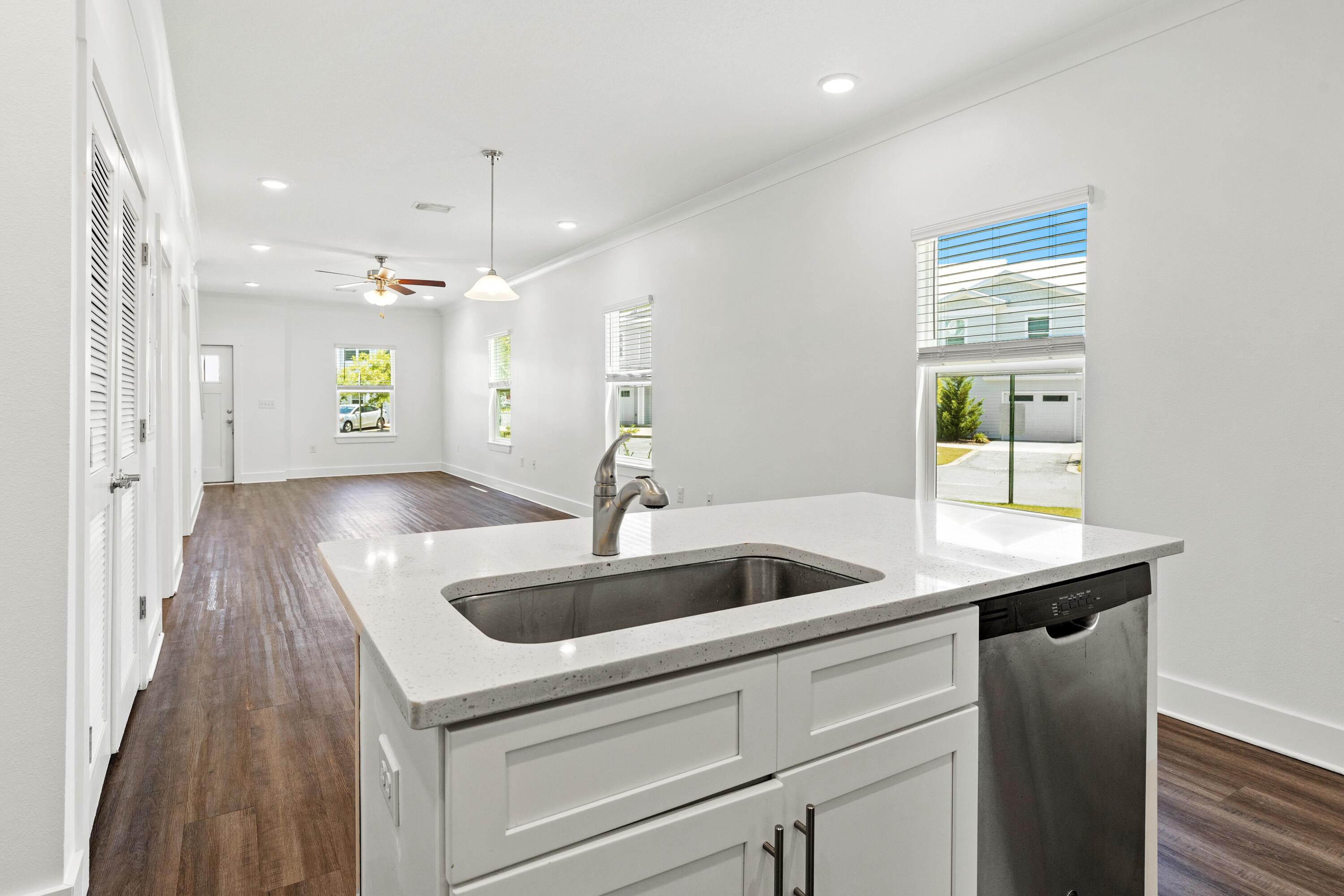 VERANDAS AT FREEPORT - Residential