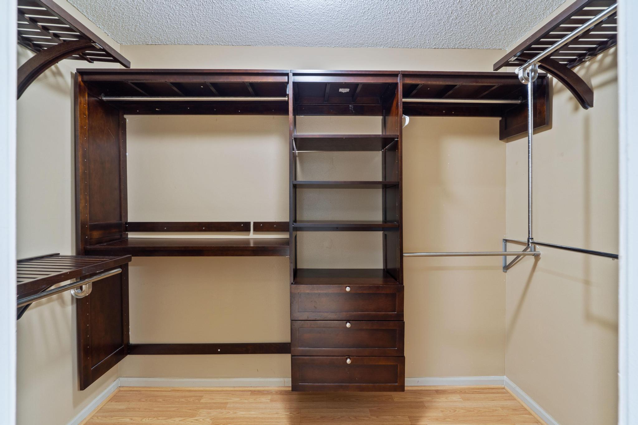 PINE MEADOWS 2ND ADDN - Residential