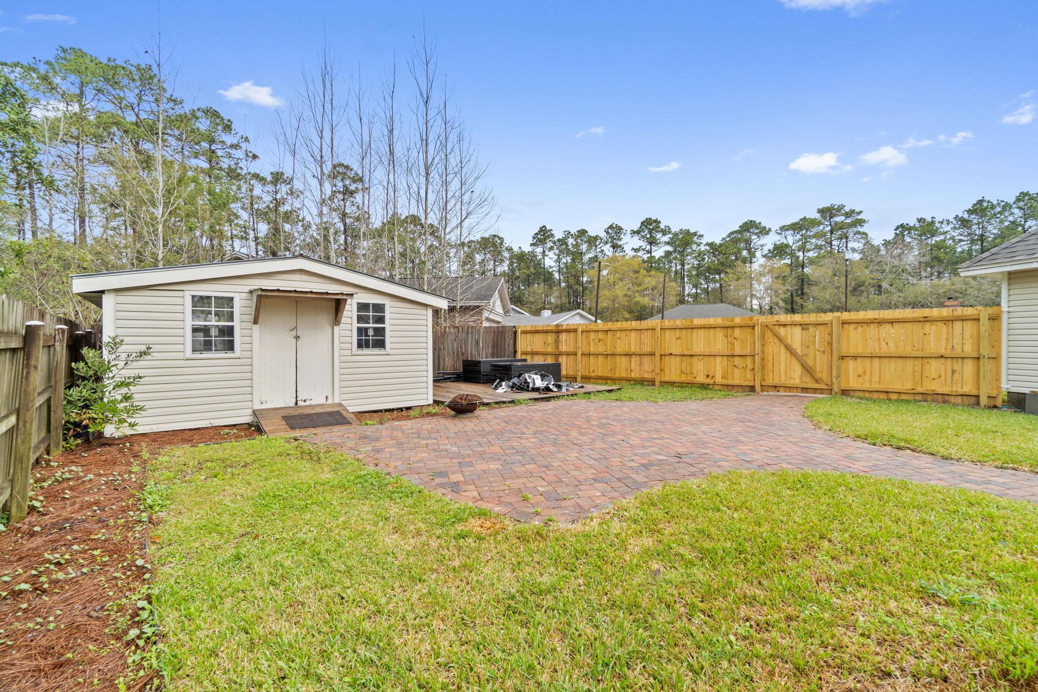 PINE MEADOWS 2ND ADDN - Residential