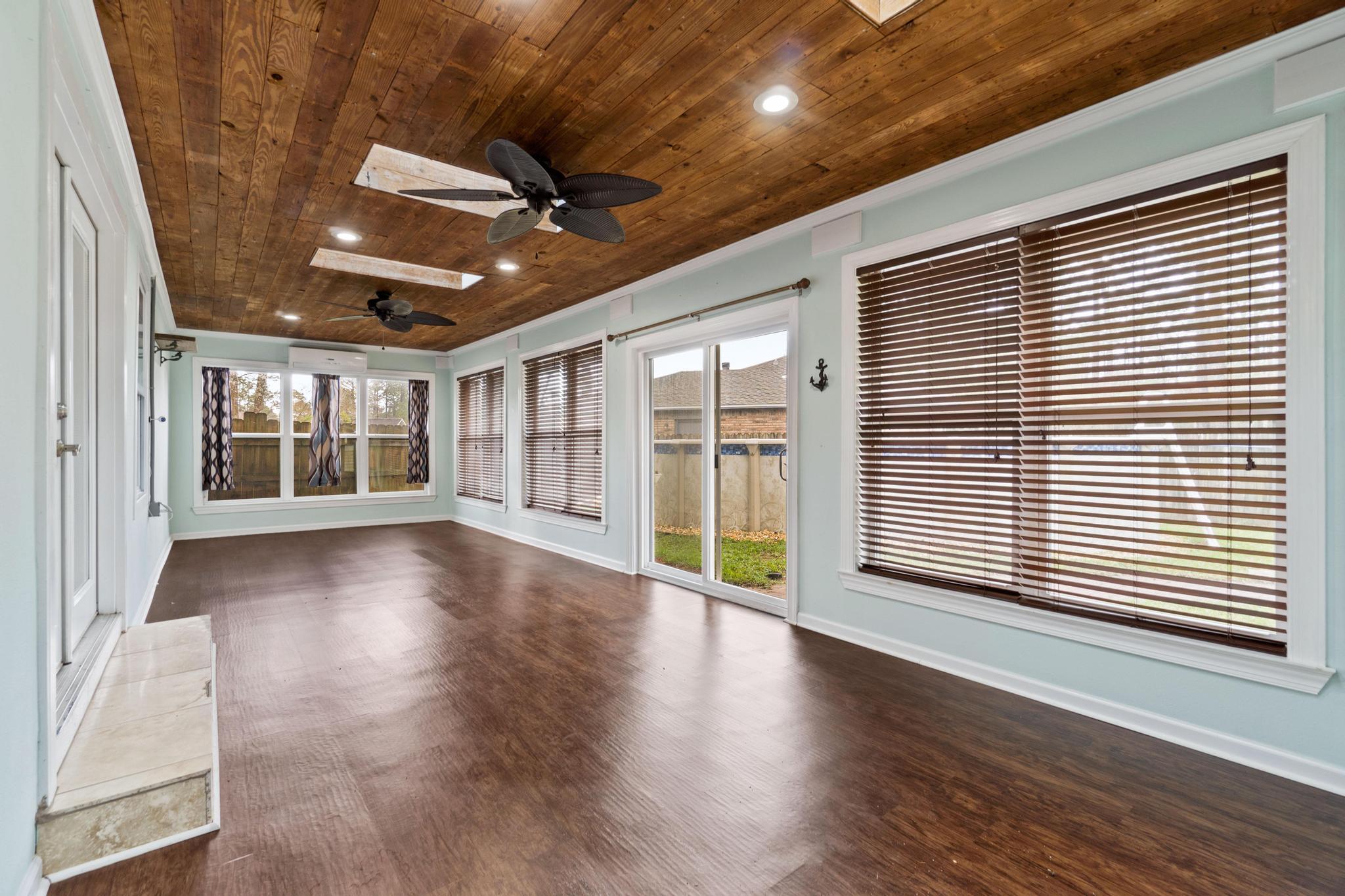 PINE MEADOWS 2ND ADDN - Residential