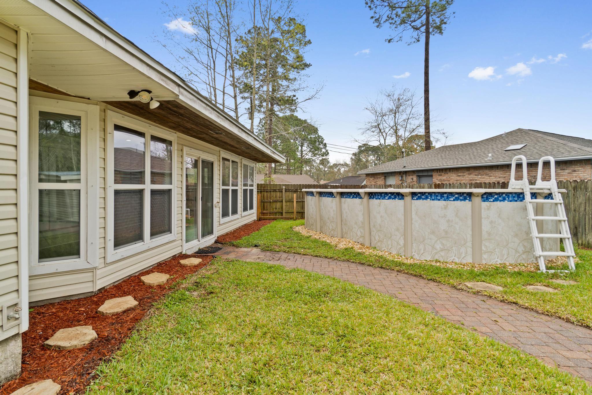 PINE MEADOWS 2ND ADDN - Residential