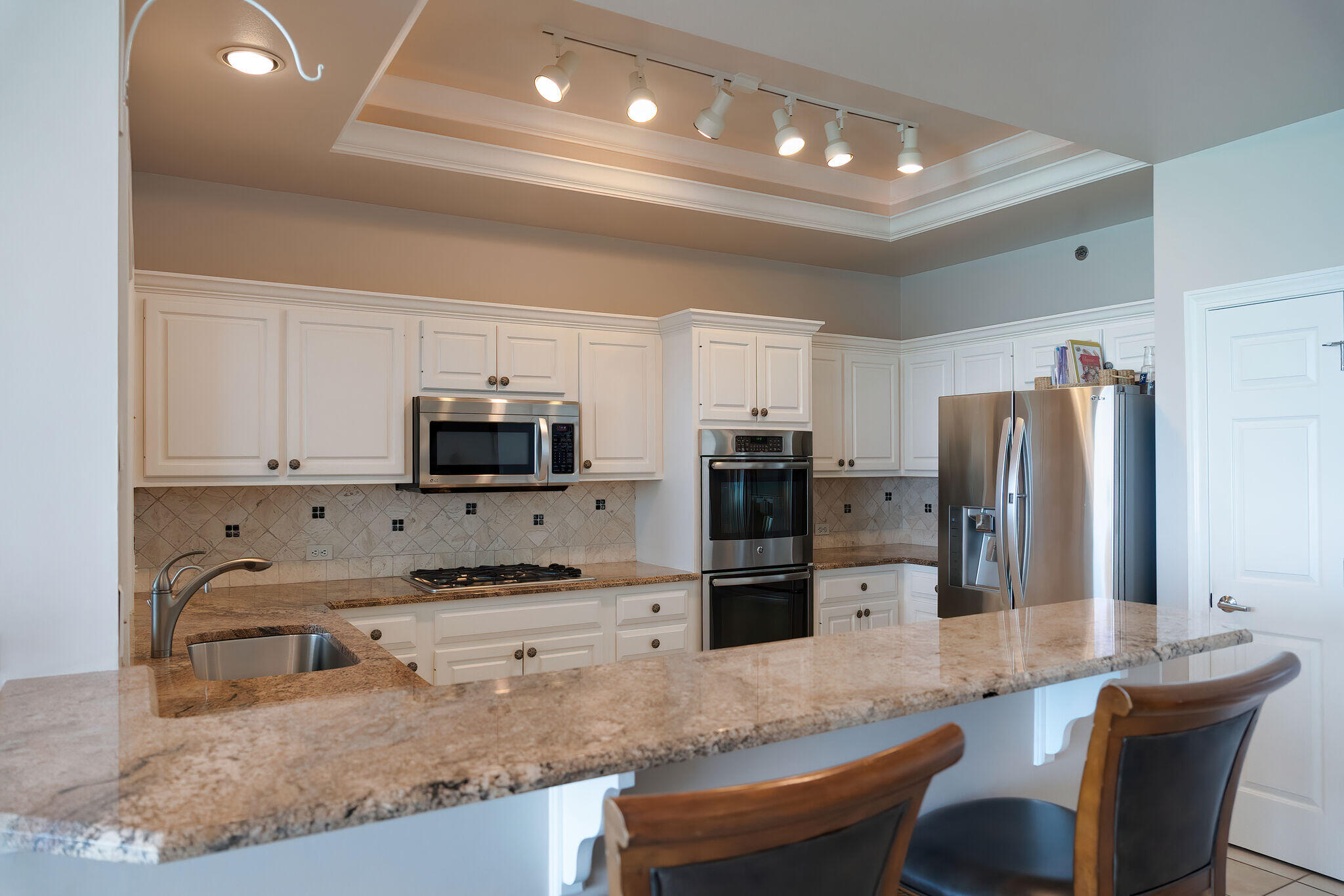 HIDDEN DUNES GRAND VILLAS - Residential